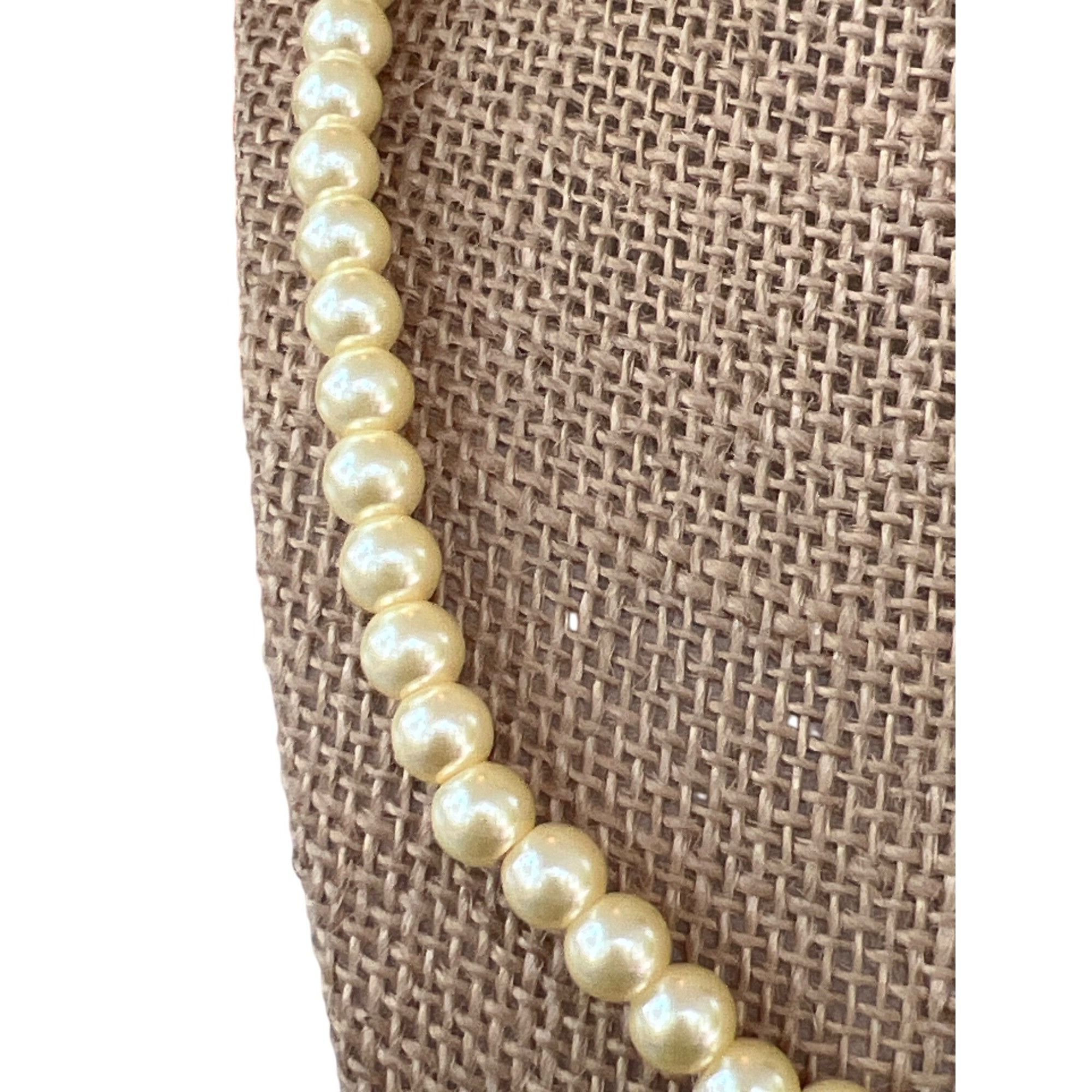 Other Vintage Yellow Glass Faux Pearl Necklace Round Beads Silver Size ONE SIZE - 2 Thumbnail