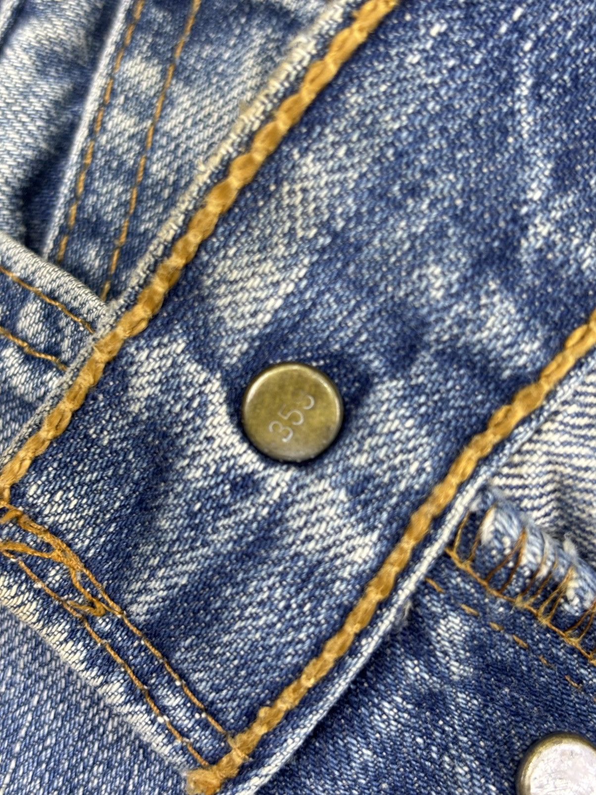Levi's 💥Thrashed💥Vintage Levis 501 Crazy Rework Denim F823 Size US 28 / EU 44 - 10 Thumbnail