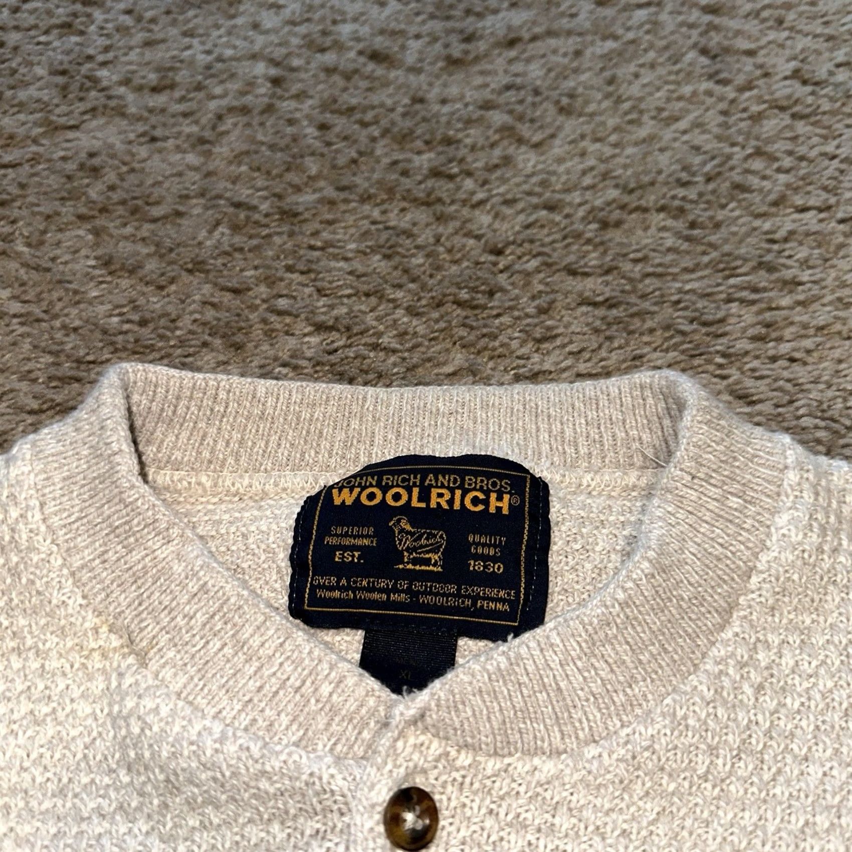 Vintage VINTAGE Woolrich Sweater Mens XL Henley Pullover Beige Casual Preppy Size US XL / EU 56 / 4 - 2 Thumbnail