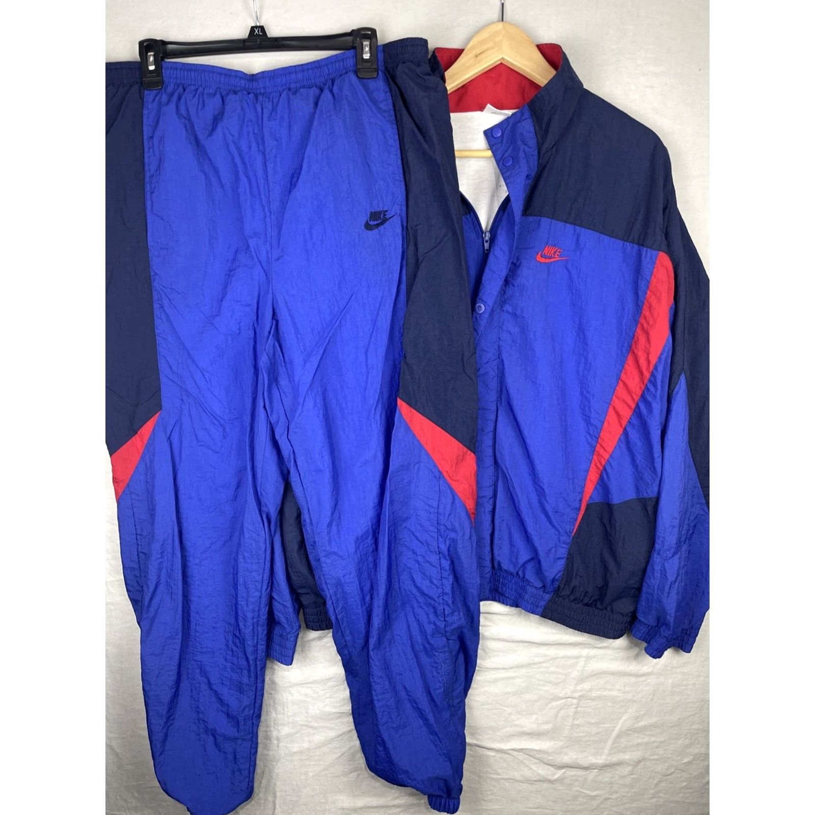 Nike VINTAGE Nike Tracksuit Mens XL Blue Track Jacket Pants Full Zip Snap Lined Size 46R - 2 Thumbnail
