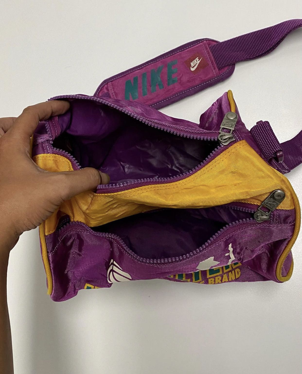 Nike × Vintage Nike Vintage Basketball High Flyer Duffle Bag Size ONE SIZE - 3 Thumbnail