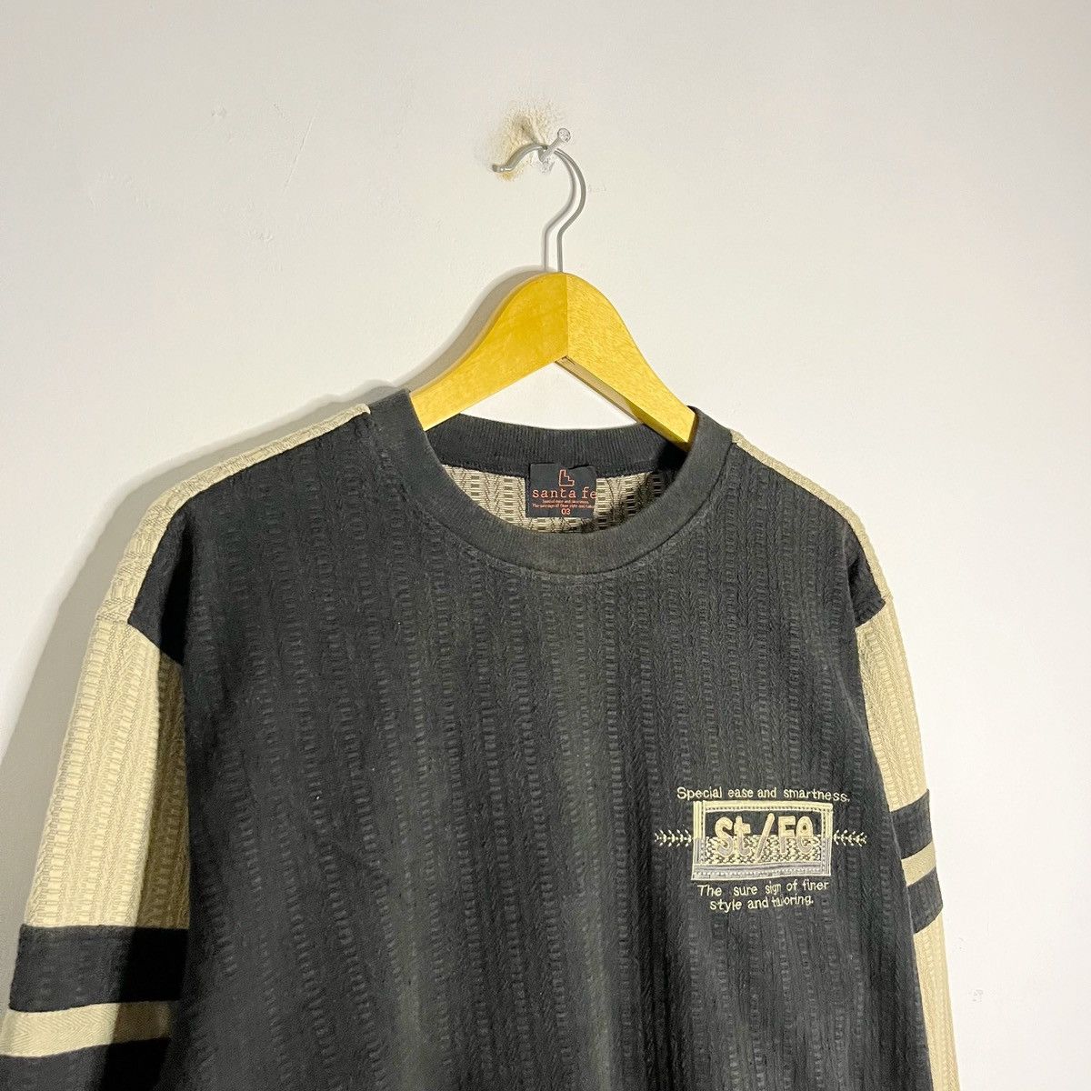 Vintage 90s Two-Tone Ribbed Sleeve Graphic Sweatshirt Size US M / EU 48-50 / 2 - 6 Thumbnail