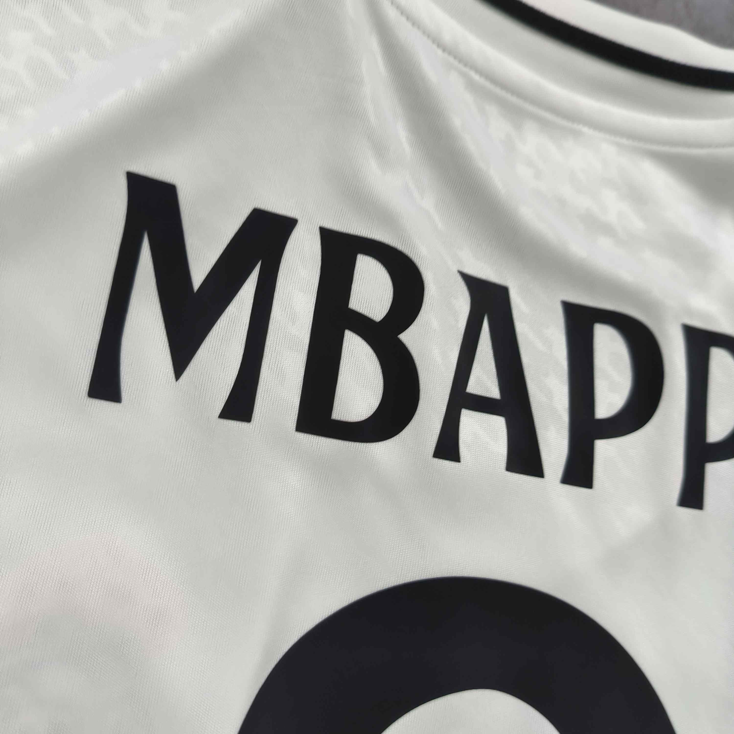 Adidas NEW Real Madrid 2024-25 Adidas home Mbappé football jersey M Size US M / EU 48-50 / 2 - 10 Thumbnail