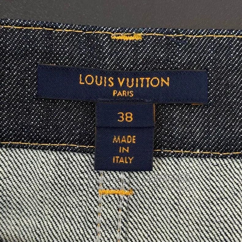 Louis Vuitton Louis Vuitton Washed dark blue presbyopic leather label st Size 37" - 5 Thumbnail