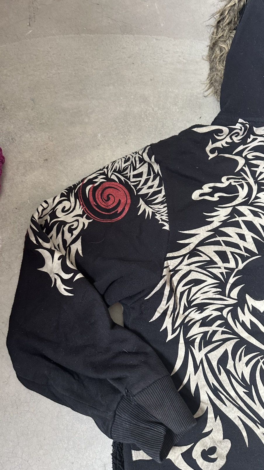 Japanese Brand VINTAGE JAPAN DRAGON SHERPA TATTOE HOODIE Size US L / EU 52-54 / 3 - 12 Thumbnail