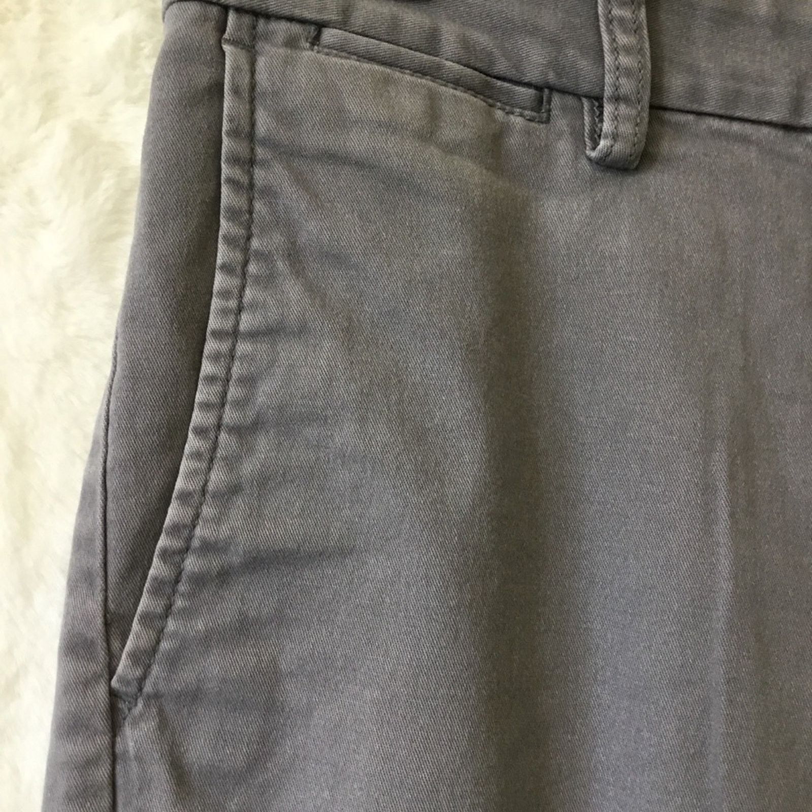 Old Navy Old Navy Charcoal Gray Ultimate Slim Chino Pants Size US 28 / EU 44 - 11 Thumbnail