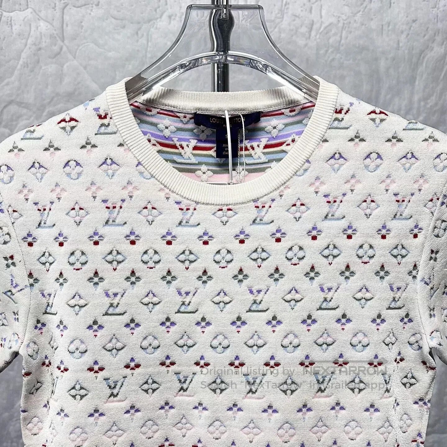 Louis Vuitton louis vuitton colorful logo silk short sleeve. Size S / US 4 / IT 40 - 2 Thumbnail
