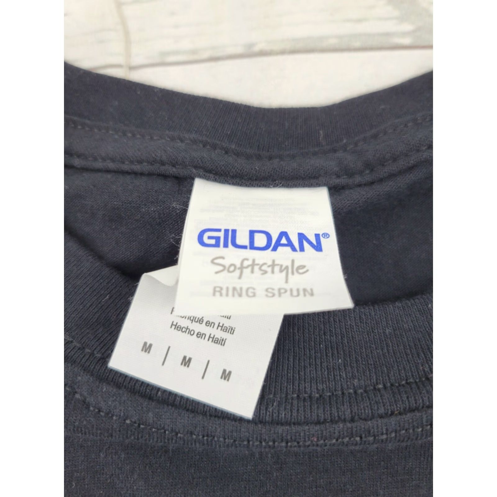 Gildan AC/DC For Those About to Rock Black Mens REPRINT T-Shirt Size Medium Size US M / EU 48-50 / 2 - 8 Thumbnail