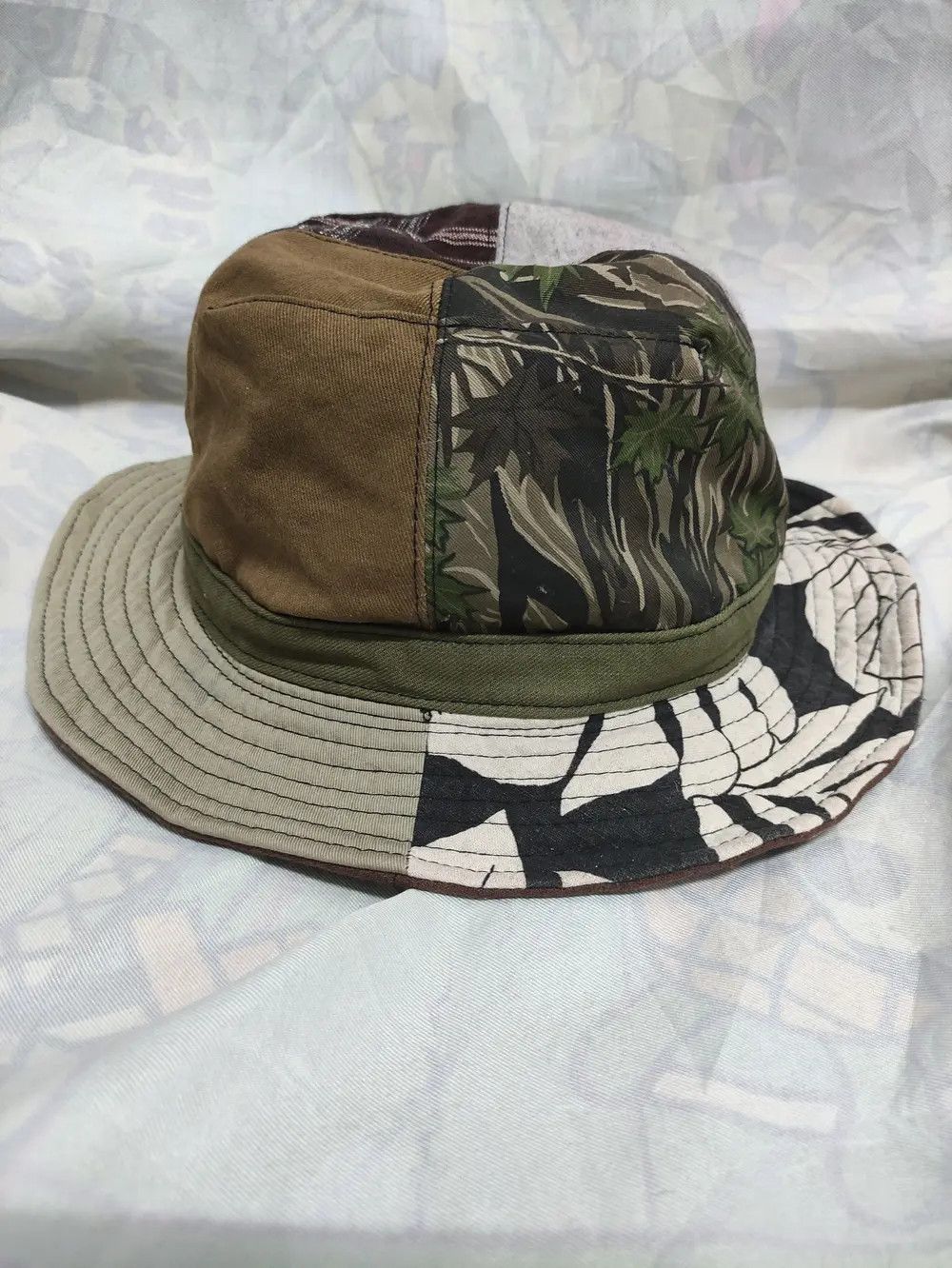 Japanese Brand FCLIFE PATCHWORK MULTI DESIGN REVERSIBLE BUCKET HAT Size ONE SIZE - 4 Thumbnail