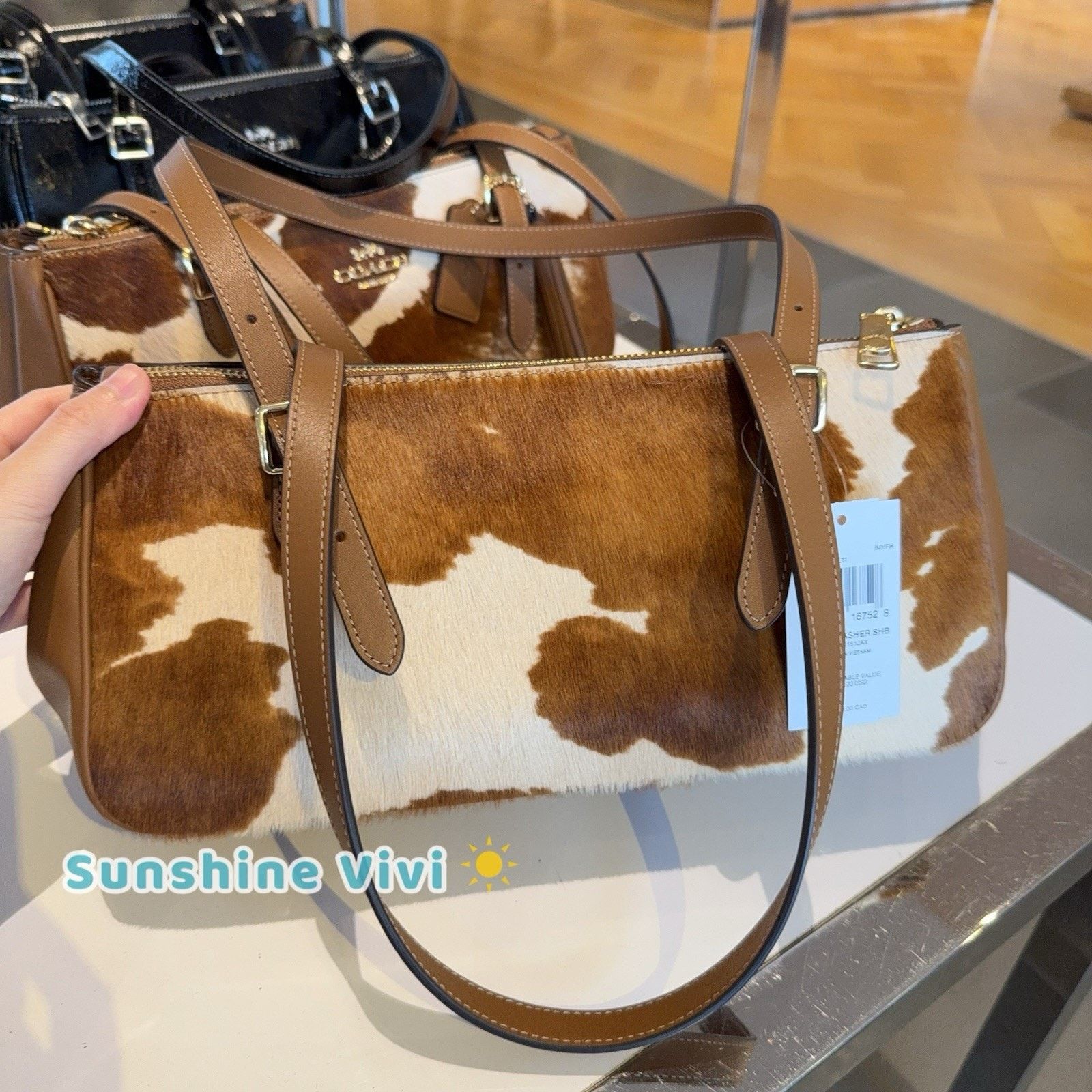 Coach NWT Coach Asher Shoulder Bag Haircalf Cow CDW46 Gold/Cow Size ONE SIZE - 4 Thumbnail