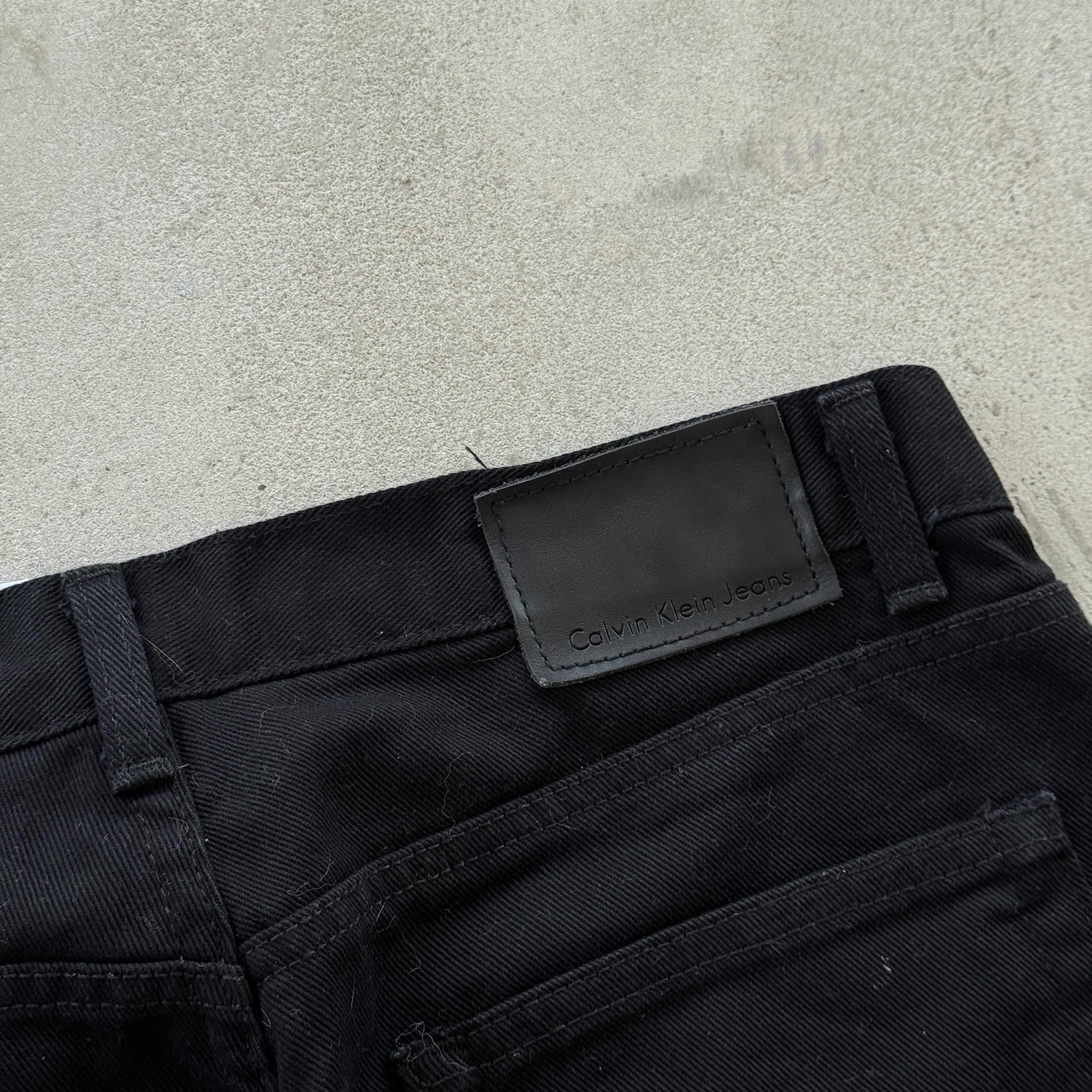 Calvin Klein Calvin Klein Jeans Easy Fit Black Denim W32 L34 Straight Leg Size US 32 / EU 48 - 5 Thumbnail