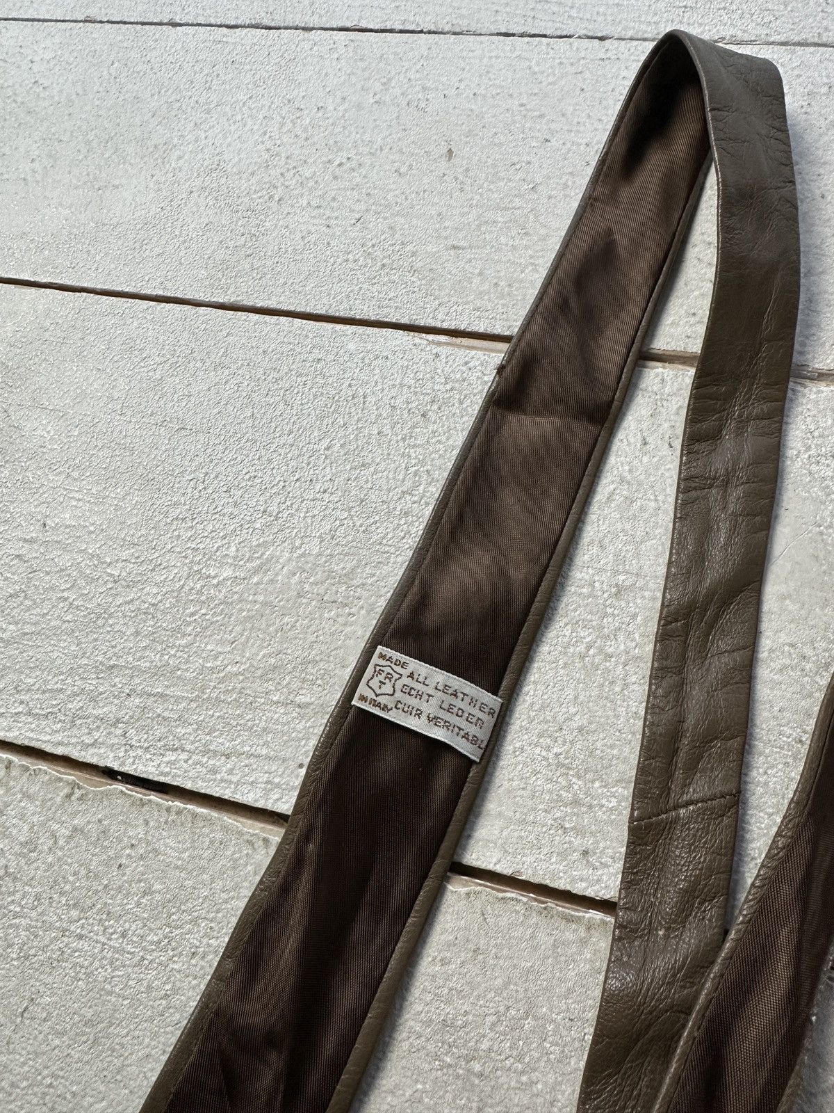 Other 🚨 LEATHER BROWN BEIGE ITALY Tie LUXURY VNTG RARE OLD MONEY Size ONE SIZE - 3 Thumbnail