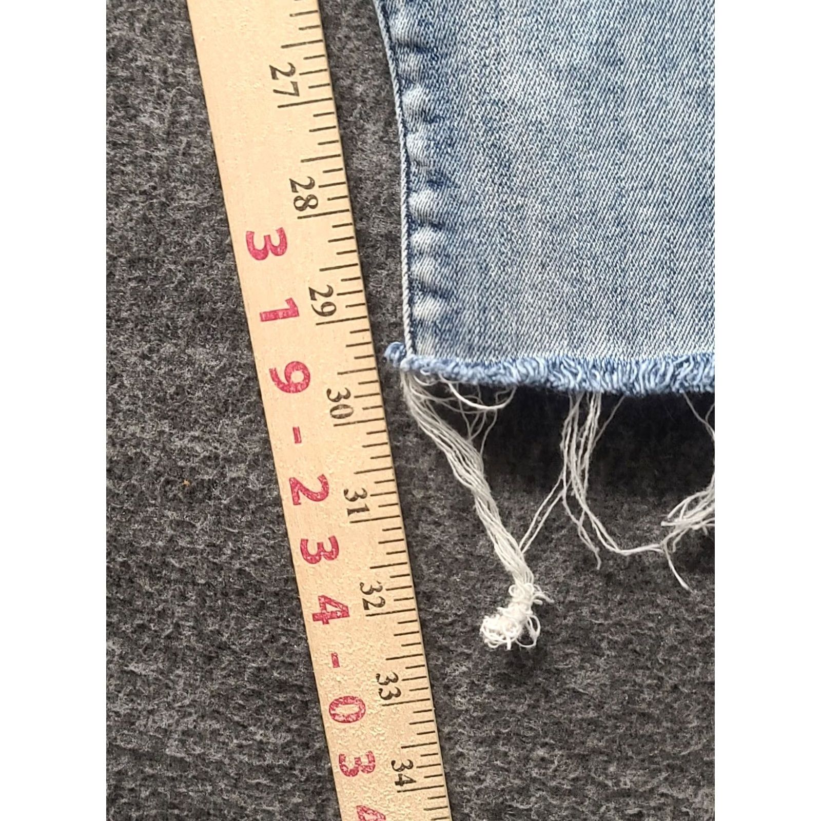 Vintage Judy Blue Jeans Womens 34x30 Boyfriend High Rise Button Fly Distressed Raw Blue Denim Regular 5-Pocket Rise: High Mens? Size 24" / US 00 / IT 34 - 6 Thumbnail