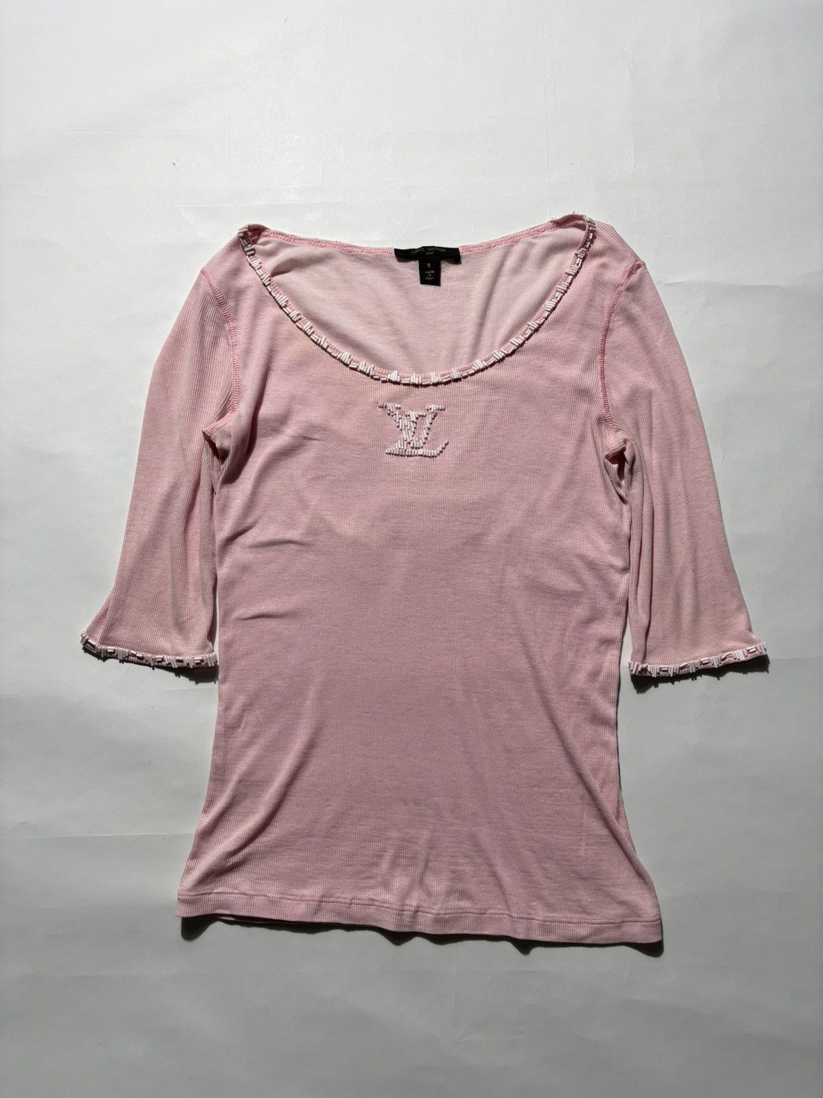 Louis Vuitton VINTAGE LOUIS VUITTON LV LOGO BEADS KNIT TOP Size S / US 4 / IT 40 - 1 Thumbnail