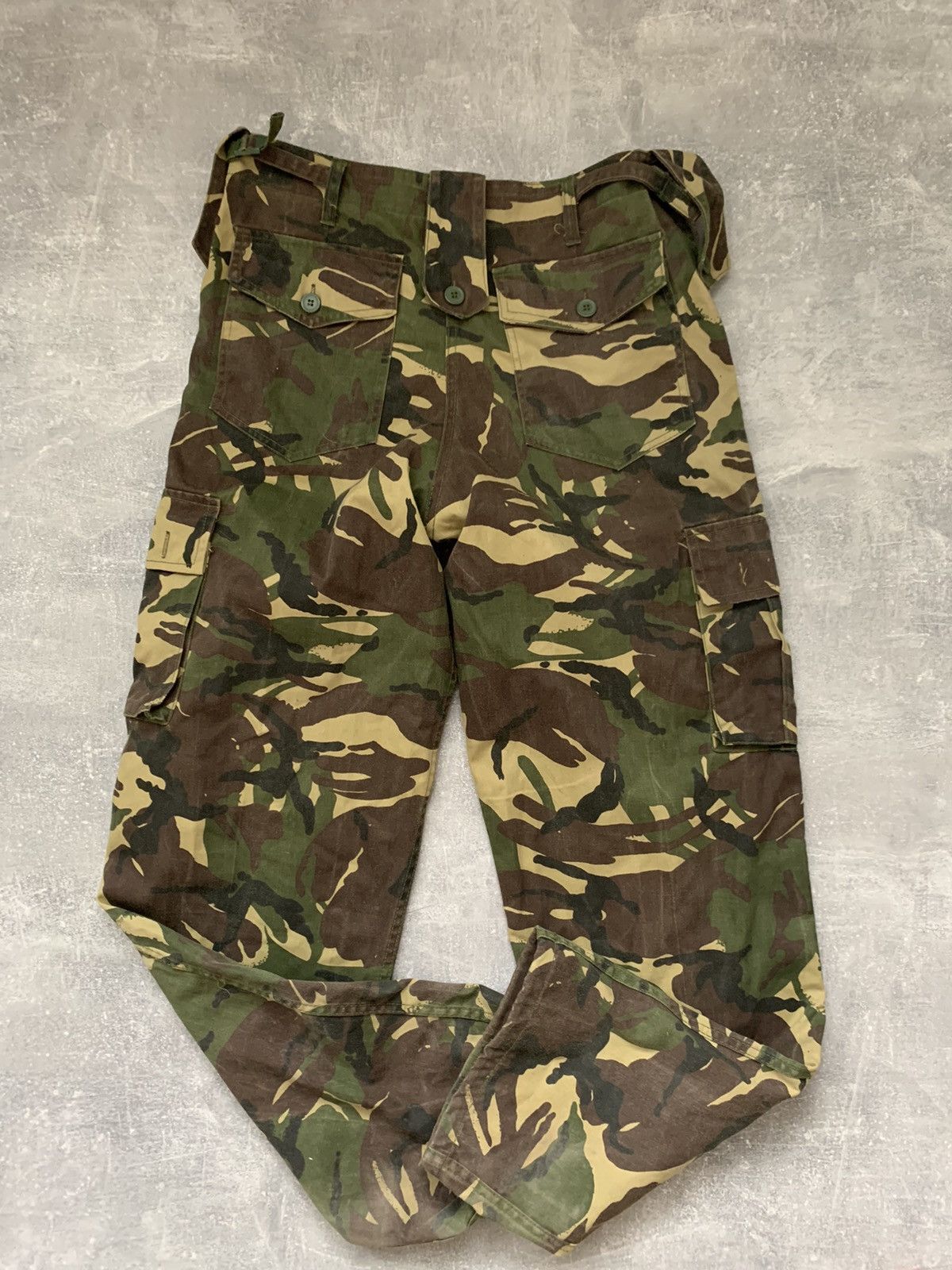Vintage Vintage Camo Cargo Pants Size US 32 / EU 48 - 9 Thumbnail