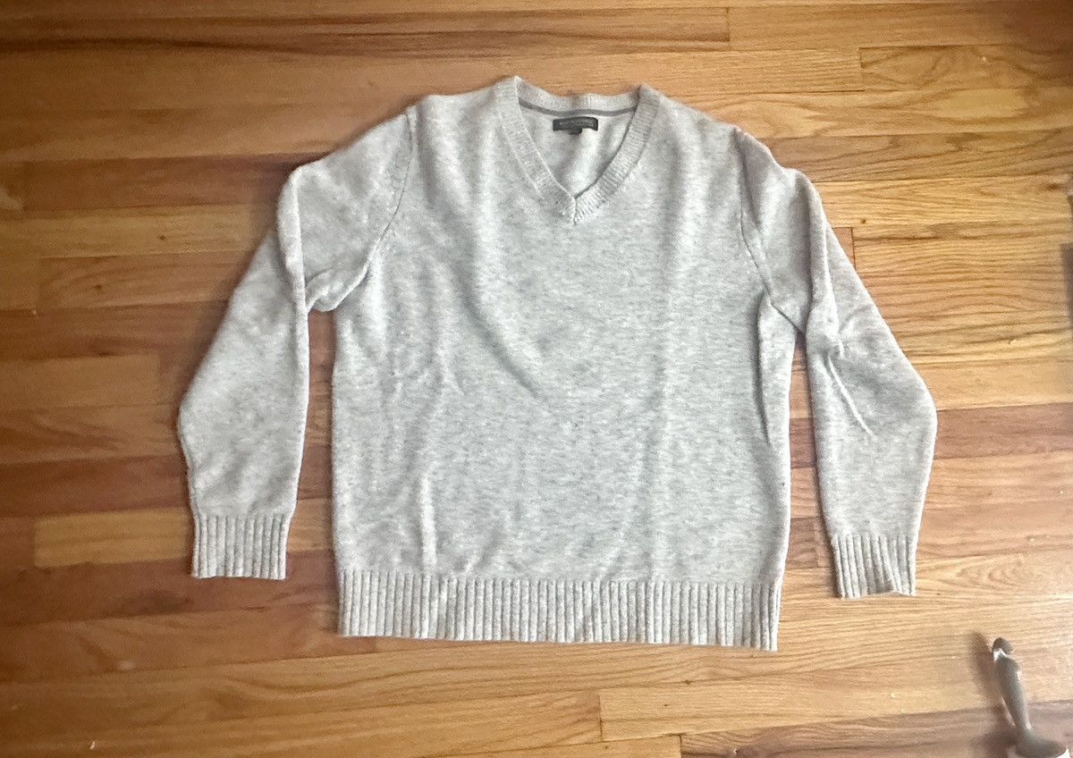 Banana Republic V-Neck Sweater Size US M / EU 48-50 / 2 - 1 Thumbnail