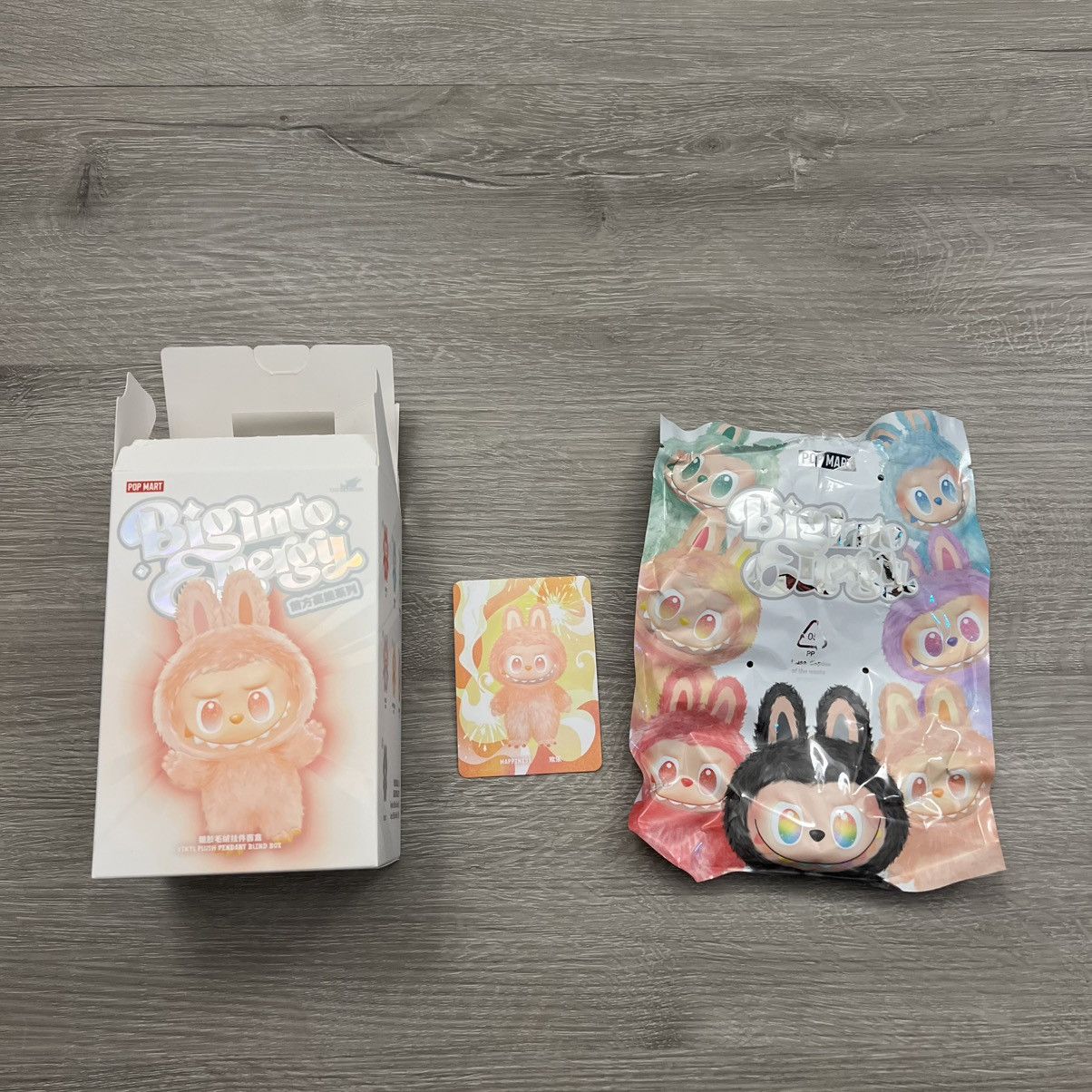 POP MART Labubu Big Into Energy Happiness Monster Size ONE SIZE - 7 Thumbnail