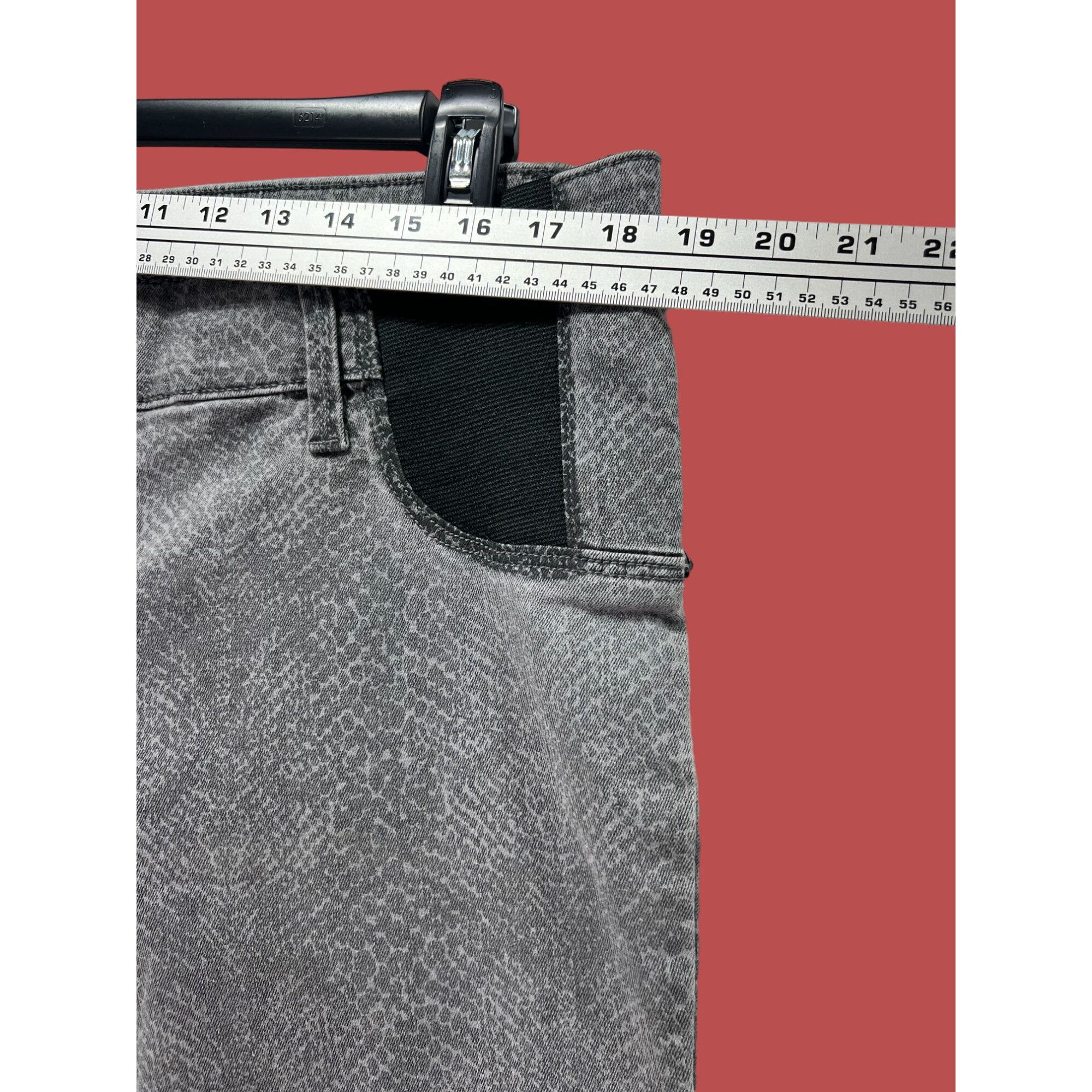 Other Isabel Maternity - Women's Expandable Maternity Stretch Pant Size 36" / US 14 / IT 50 - 3 Thumbnail