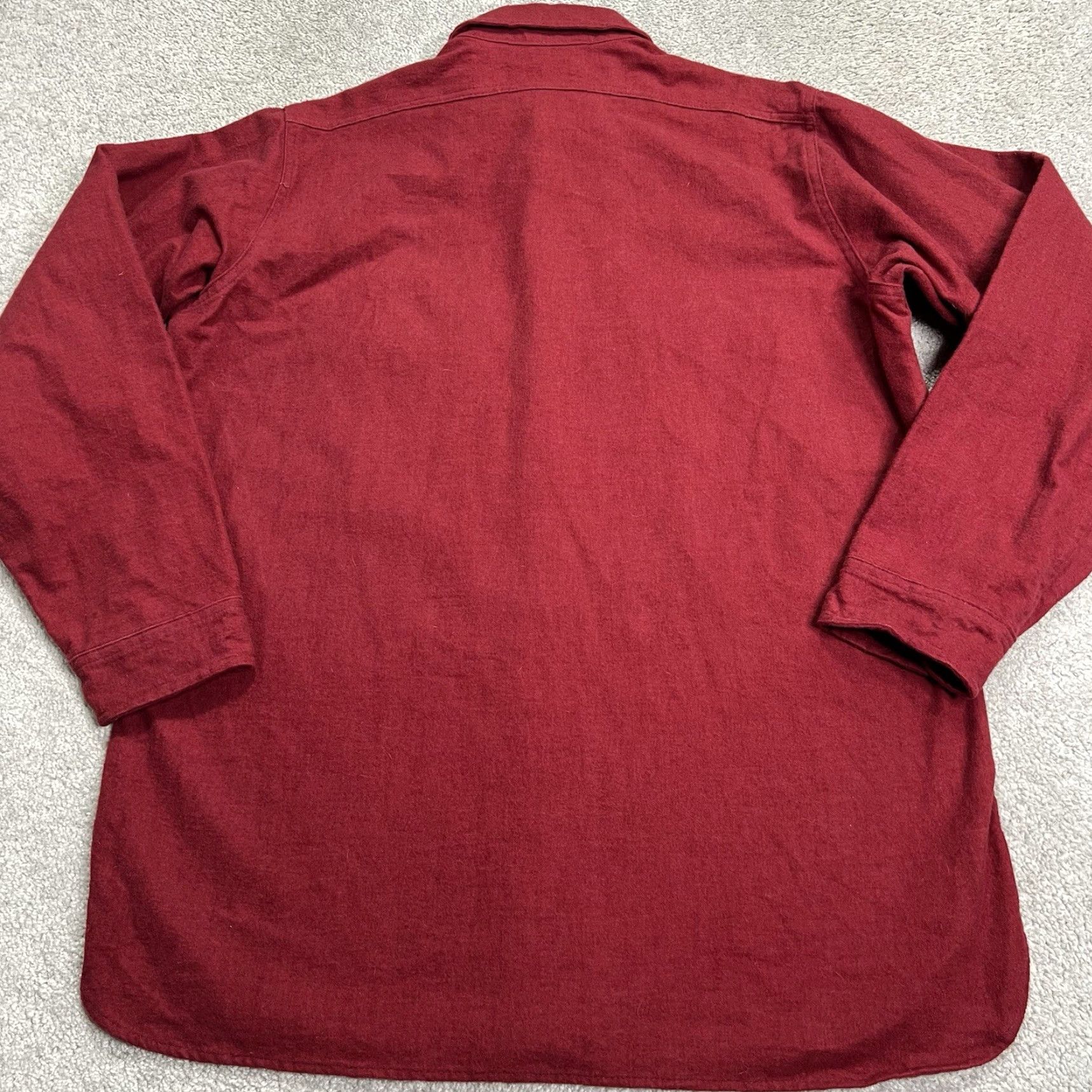 Vintage VINTAGE Woolrich Shirt Men XL Red Flannel Button Up Pockets 90s Cotton Wool USA Regular Mens Size US XL / EU 56 / 4 - 5 Thumbnail