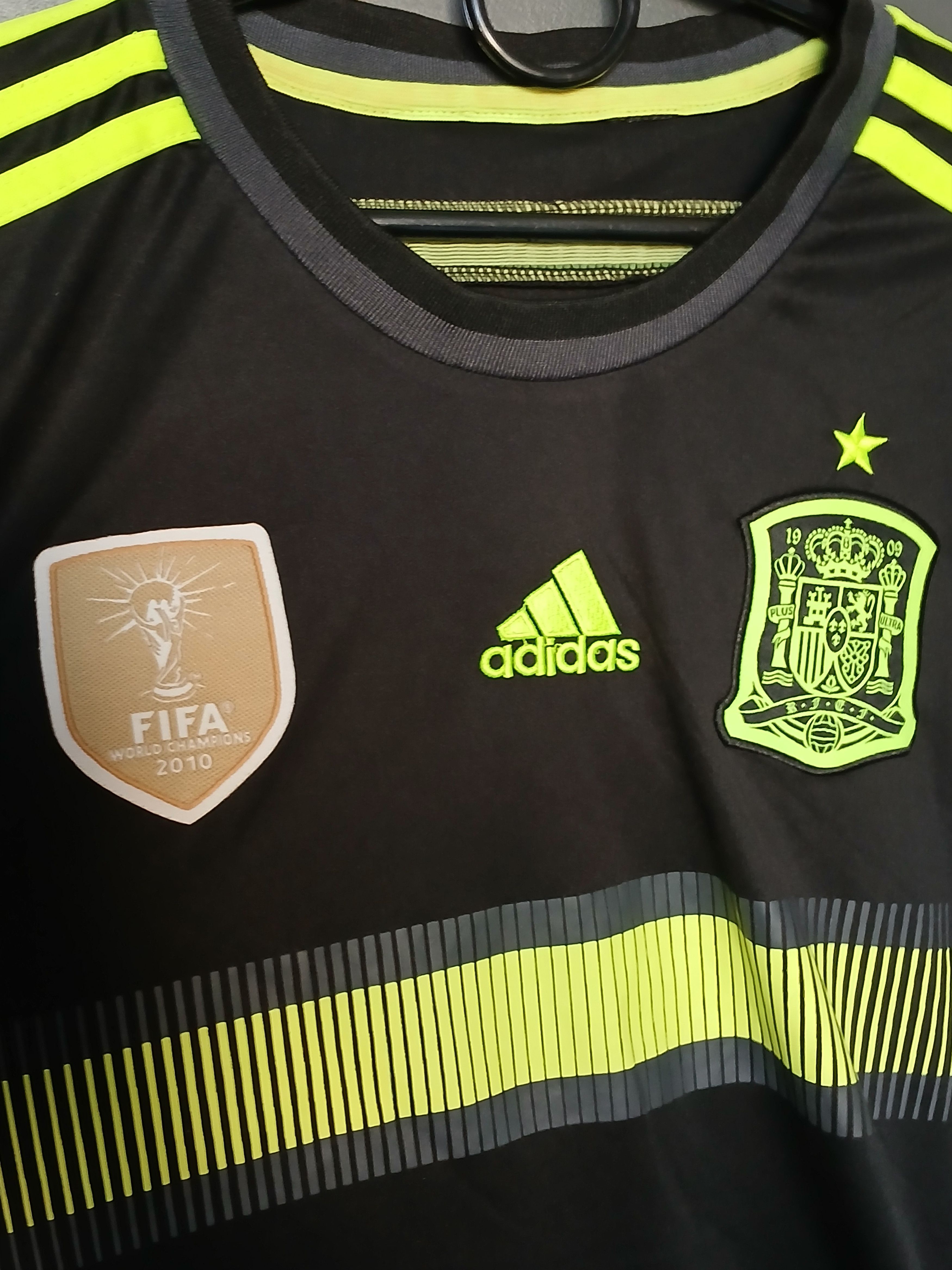 Other Spain National Team 13/15 Away Football Jersey Size US M / EU 48-50 / 2 - 3 Thumbnail