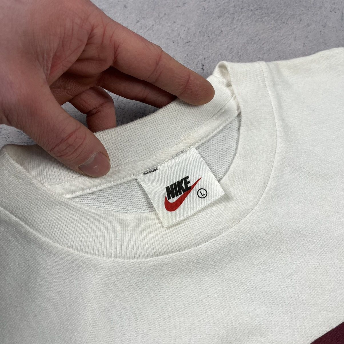 Nike Vintage Nike y2k smile big logo T Shirt 90’s Size US L / EU 52-54 / 3 - 5 Thumbnail