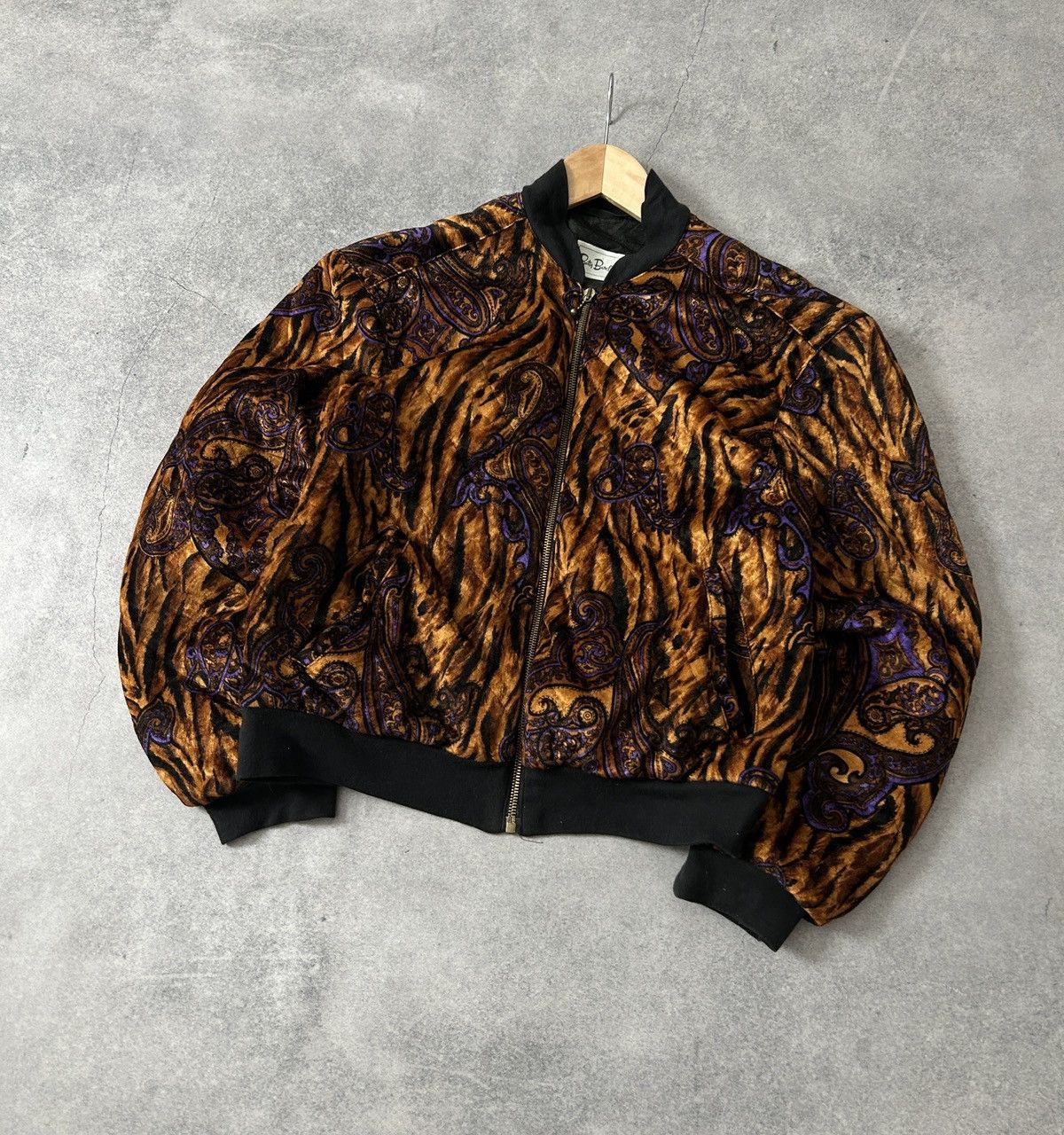 Designer Vintage Betty Barclay bombers 90s tiger print jacket Size M / US 6-8 / IT 42-44 - 3 Thumbnail