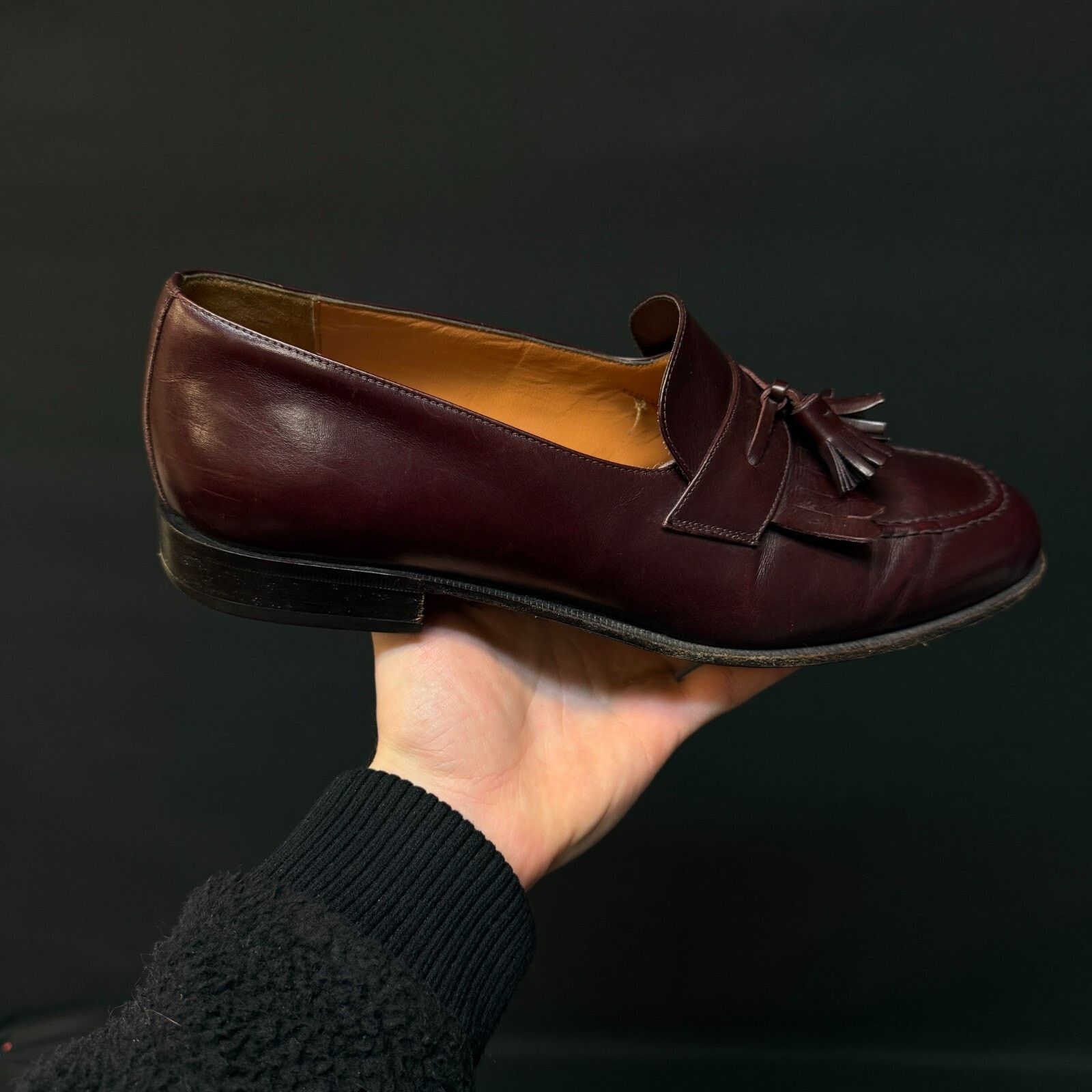 Salvatore Ferragamo Men's Salvatore Ferragamo burgundy Tasseled Loafers Size 9.5 Size US 9.5 / EU 42-43 - 11 Thumbnail