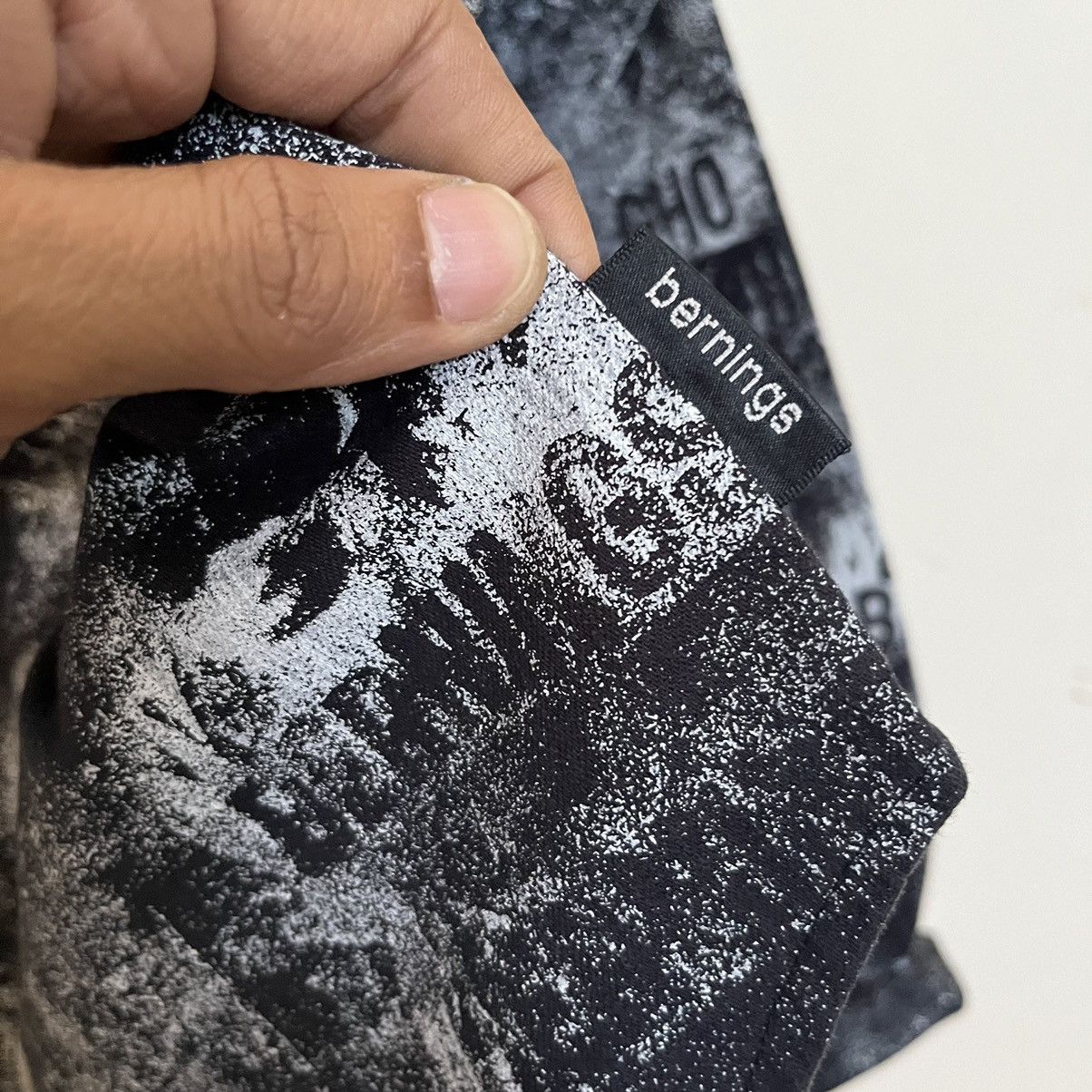 Japanese Brand Hysteric glamour bernings sho newspaper magazine punk shirts Size US M / EU 48-50 / 2 - 8 Thumbnail
