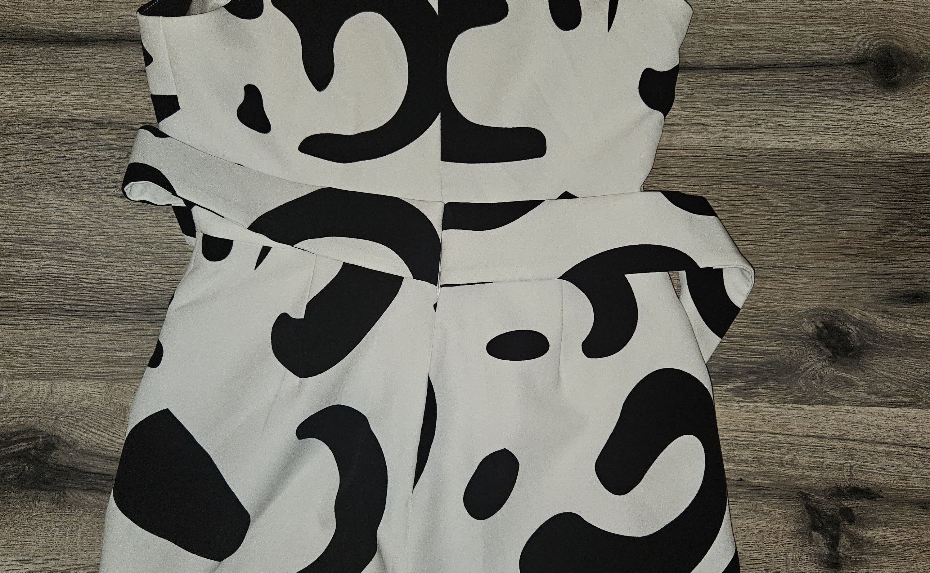 Other Lavish Alice Womens Monochrome Abstract Print Jumpsuit 4 US Size 27" / US 4 / IT 40 - 5 Thumbnail