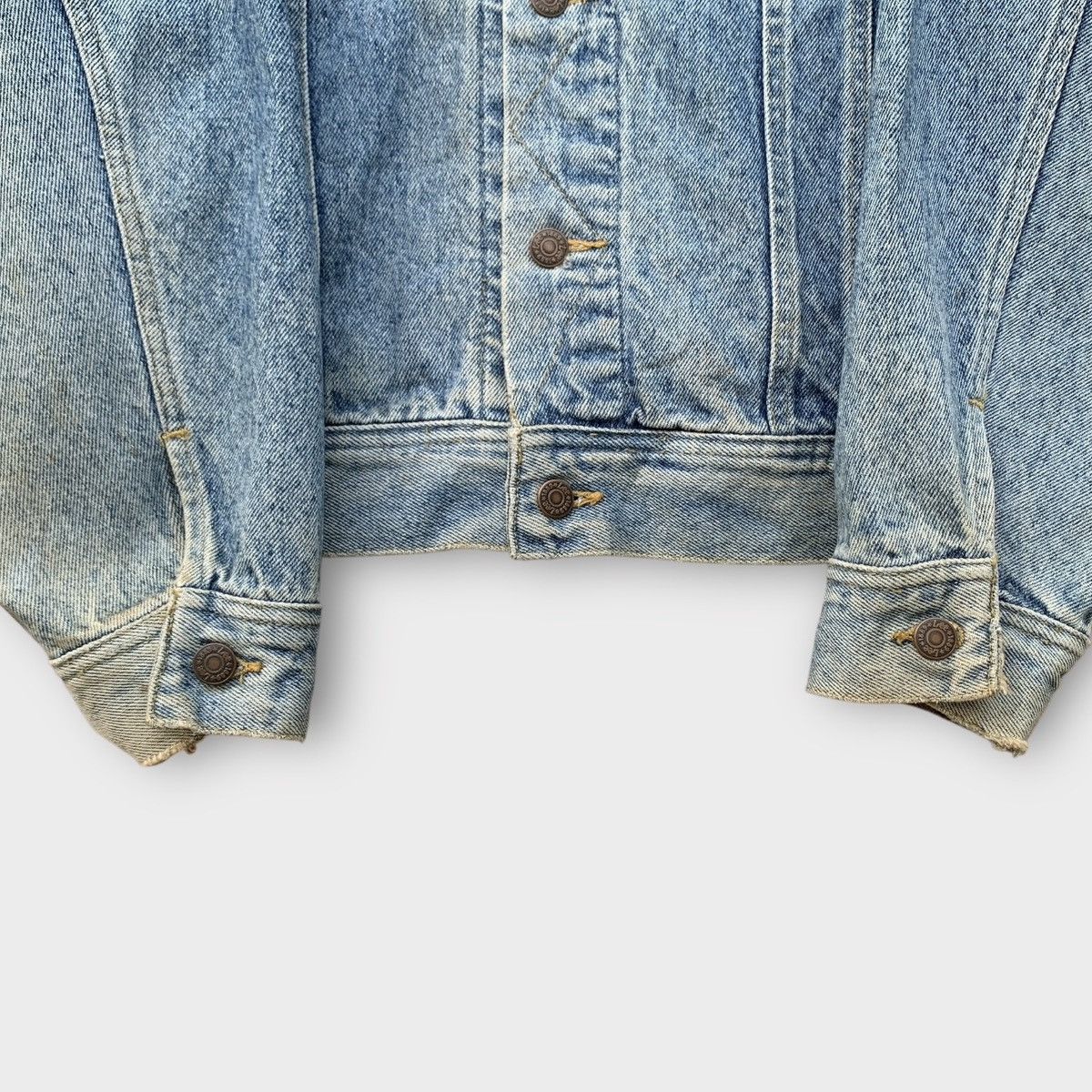 Lee VINTAGE DISTRESSED LEE LIGHT WASH DENIM JEANS JACKET Size US L / EU 52-54 / 3 - 7 Thumbnail