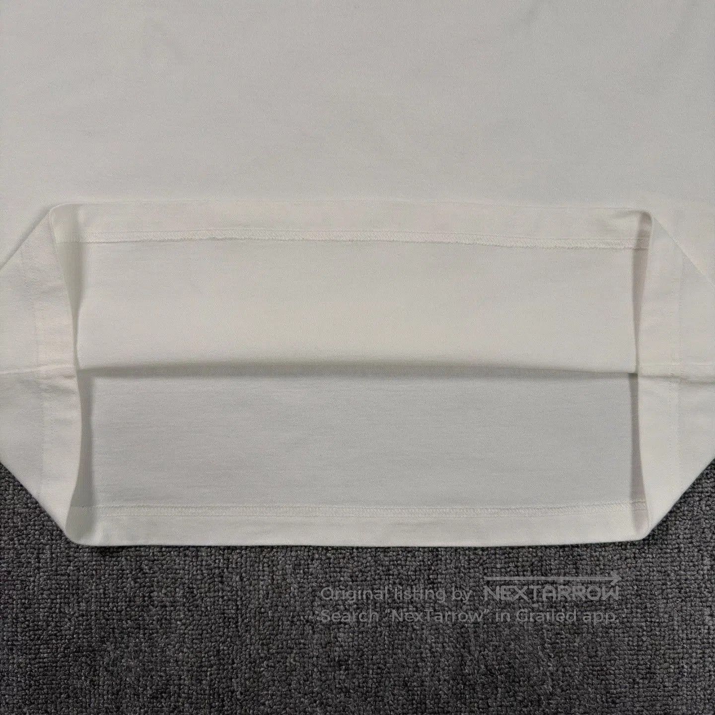 Louis Vuitton LV White Embossed Logo T-Shirt. Size US M / EU 48-50 / 2 - 7 Thumbnail