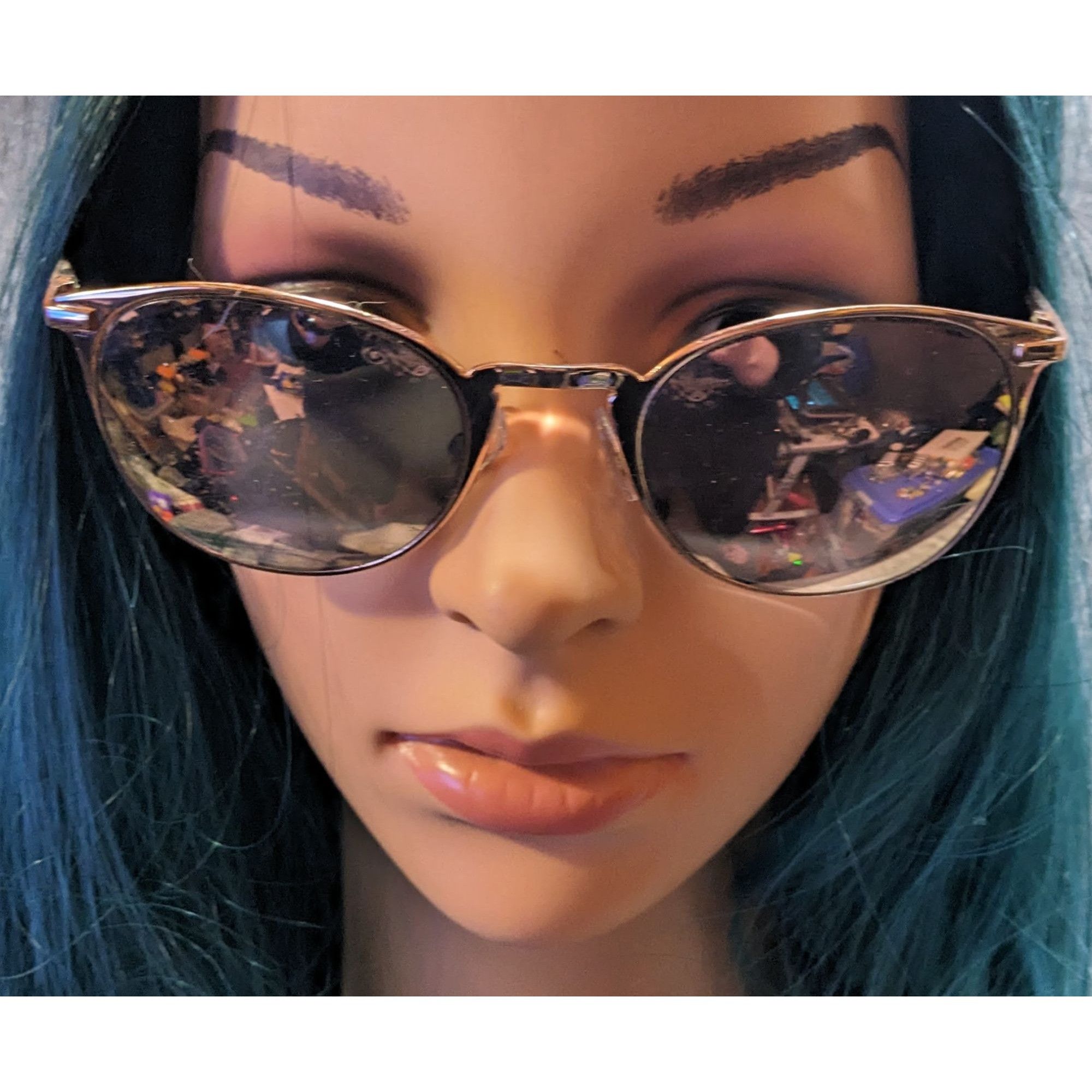 Foster Grant Foster Grant Hailey Rose Gold Mirrored Sunglasses Size ONE SIZE - 6 Thumbnail
