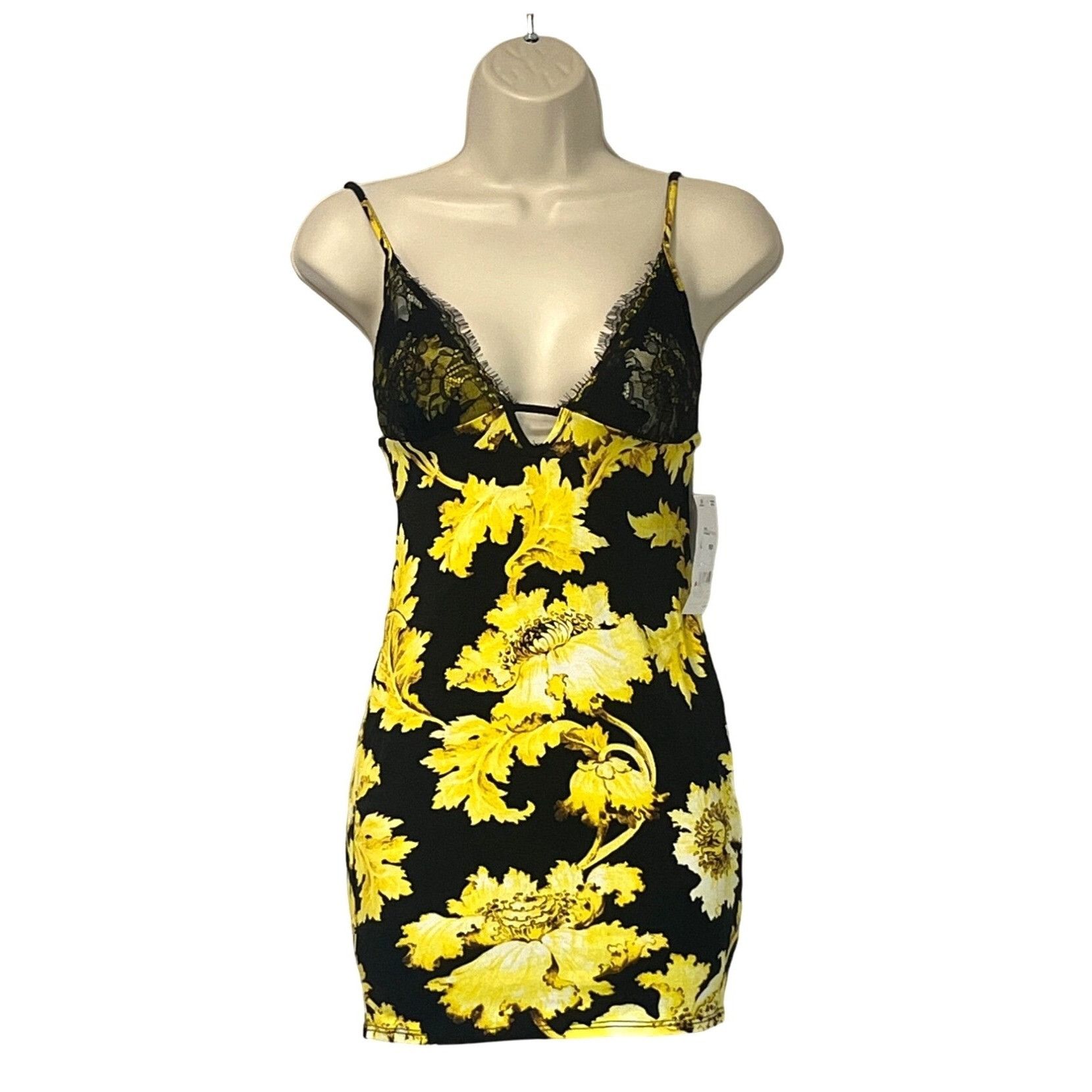 Other ASOS DESIGN Petite Cami lace bust mini dress in gold floral Size S / US 4 / IT 40 - 3 Thumbnail