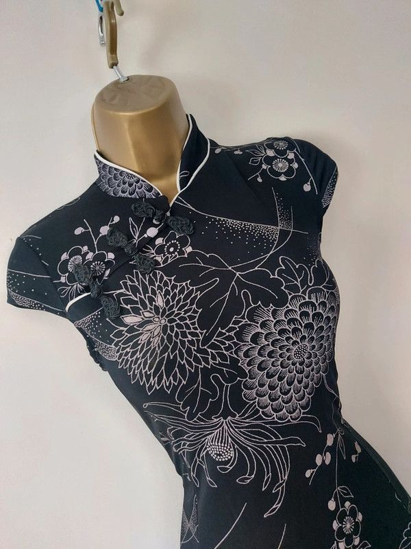 Vintage Vintage above the knee dress Size M / US 6-8 / IT 42-44 - 4 Thumbnail