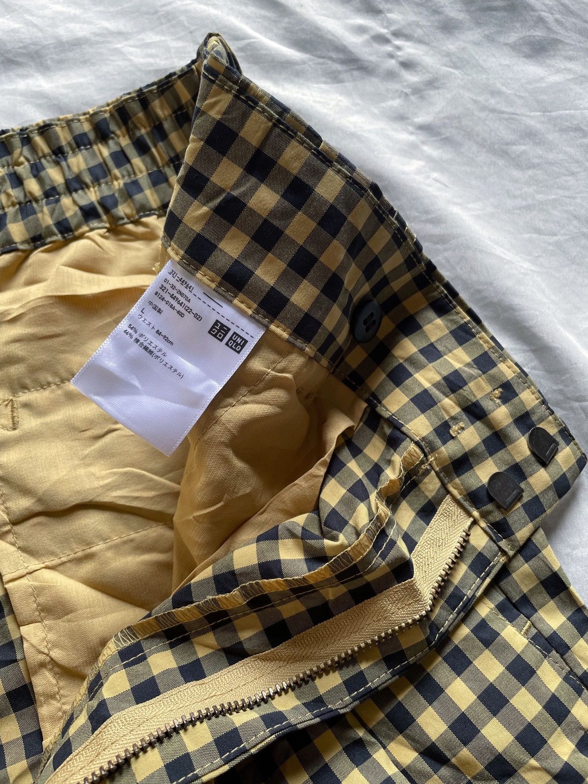 Marni × Uniqlo MARNI x UNIQLO BAGGY PLAID STYLE PANTS Size US 32 / EU 48 - 7 Thumbnail