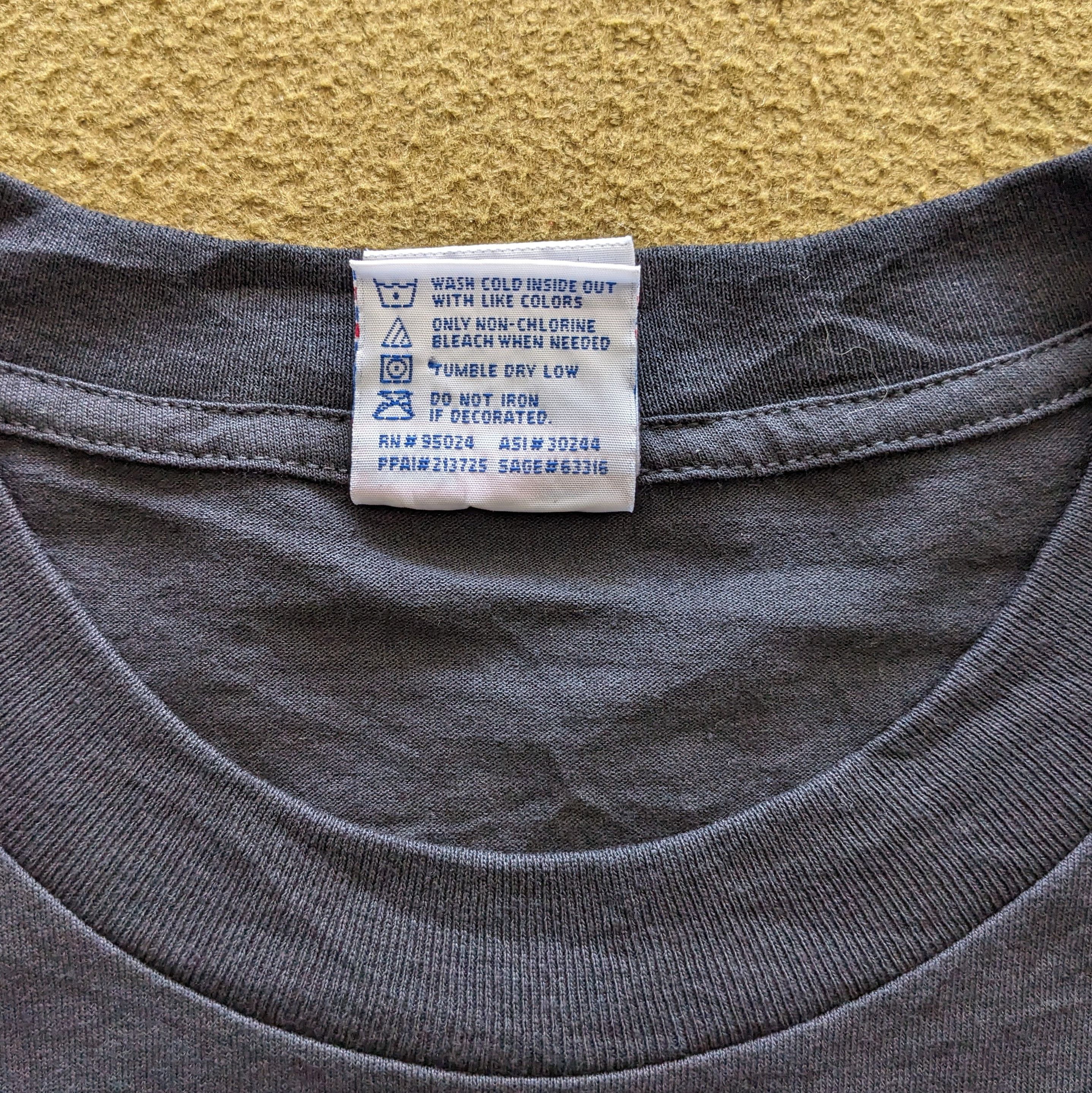 Vintage Vintage FORD Racing Motorsports T-shirt Size US XXL / EU 58 / 5 - 7 Thumbnail