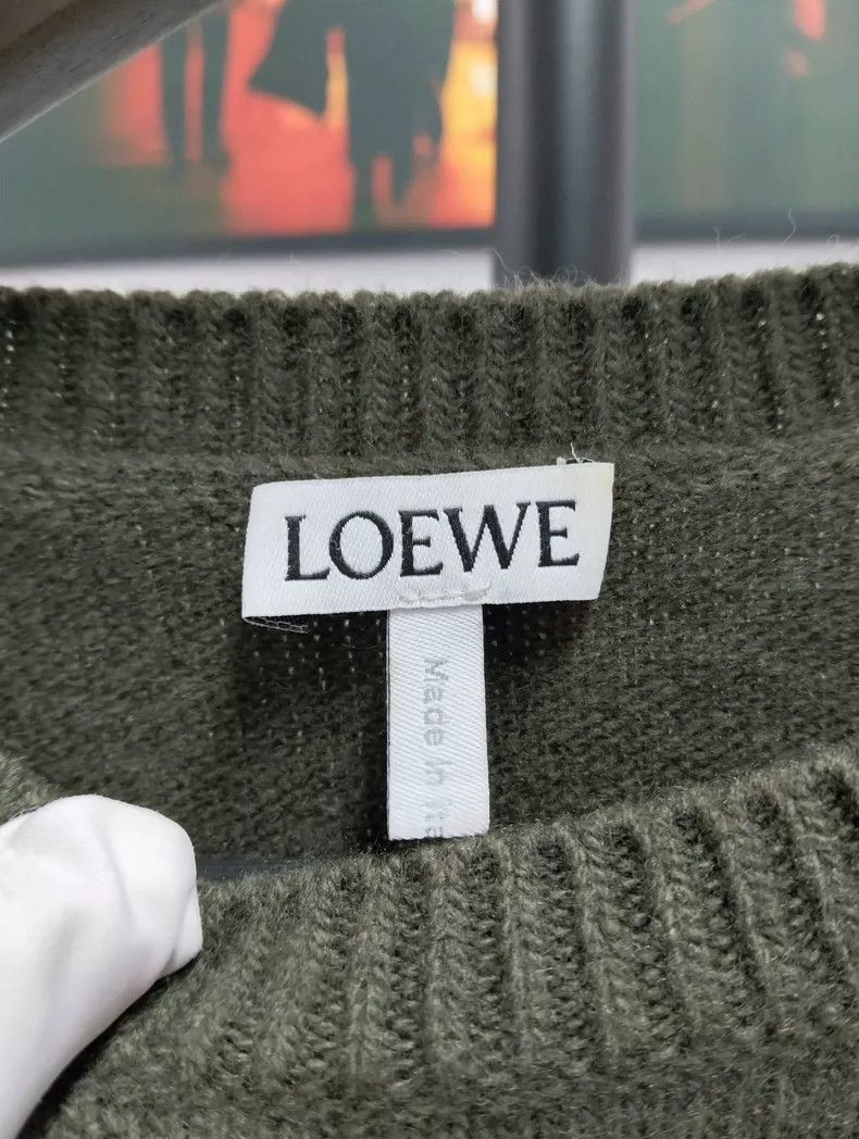 Loewe LOEWE A wool turtleneck sweater Size L / US 10 / IT 46 - 3 Thumbnail
