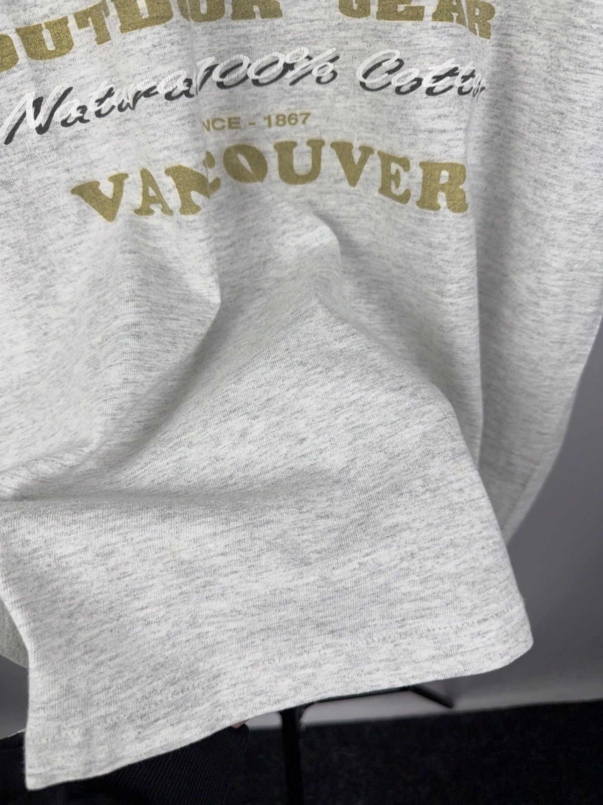 Vintage Vintage 90s CANADA Vancouver Limited Edition T shirt Size US XL / EU 56 / 4 - 6 Thumbnail