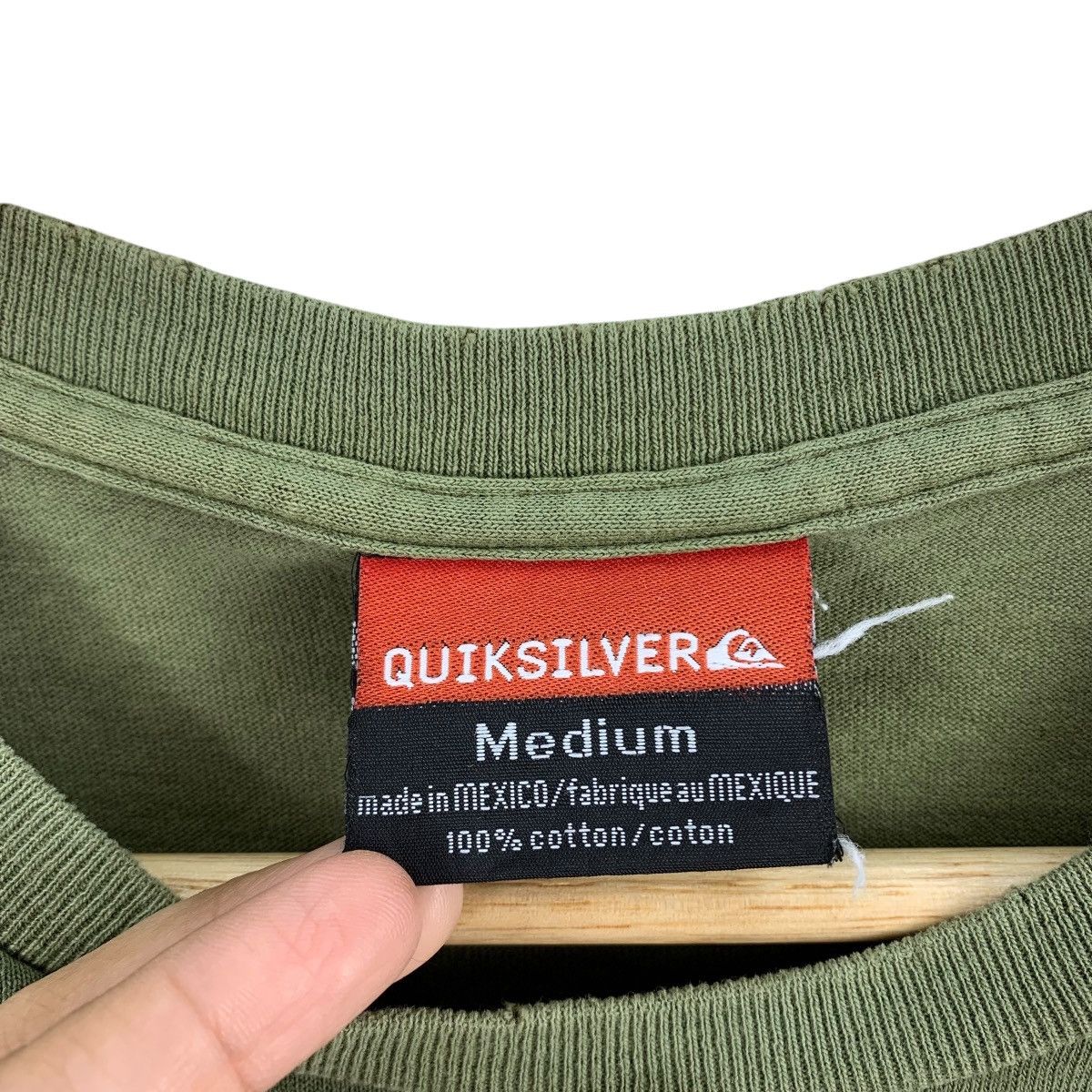 Quiksilver Vintage Y2K QUIKSILVER Backhit Surfing Surfboard Tshirt Size US M / EU 48-50 / 2 - 5 Thumbnail