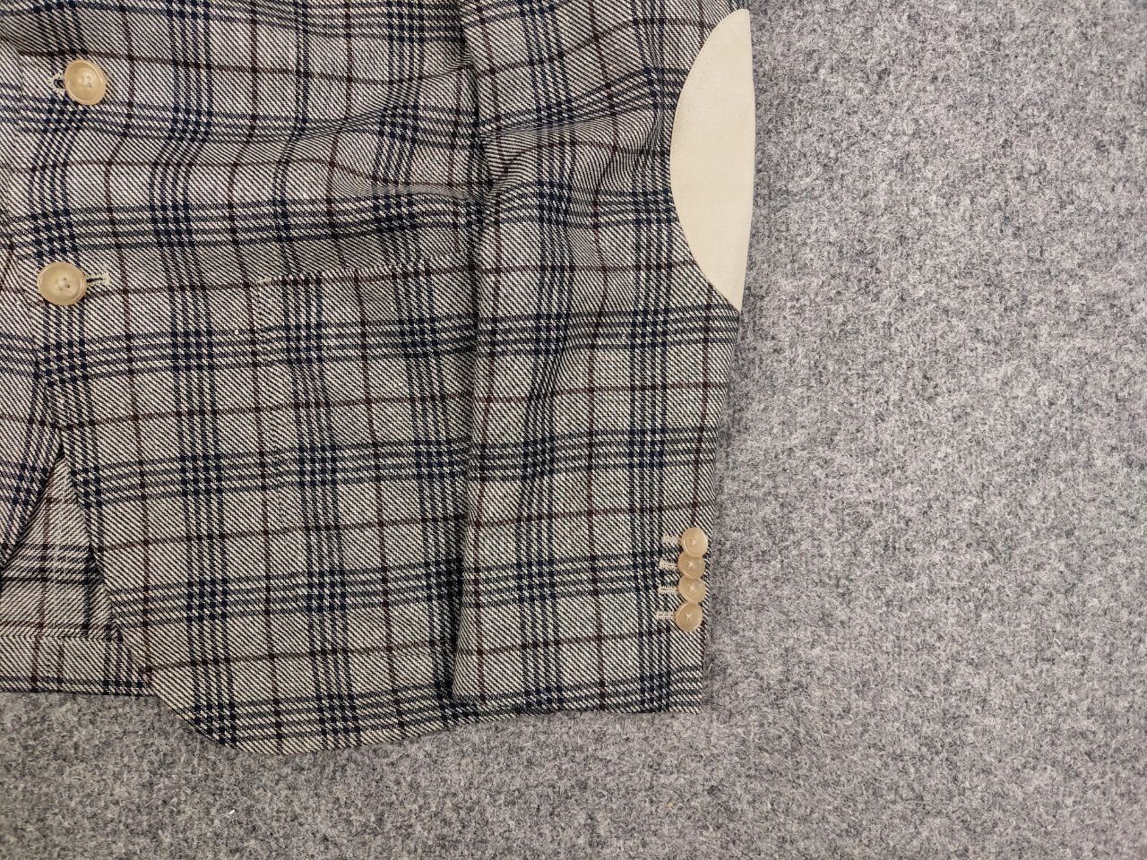 Paoloni Paoloni Italy Design classic light checked Blazer jacket Size US M / EU 48-50 / 2 - 10 Thumbnail