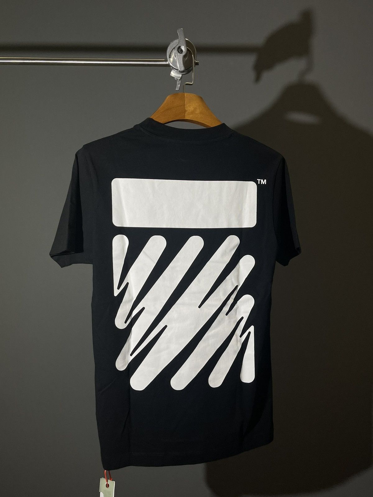 Off white tee grailed hotsell