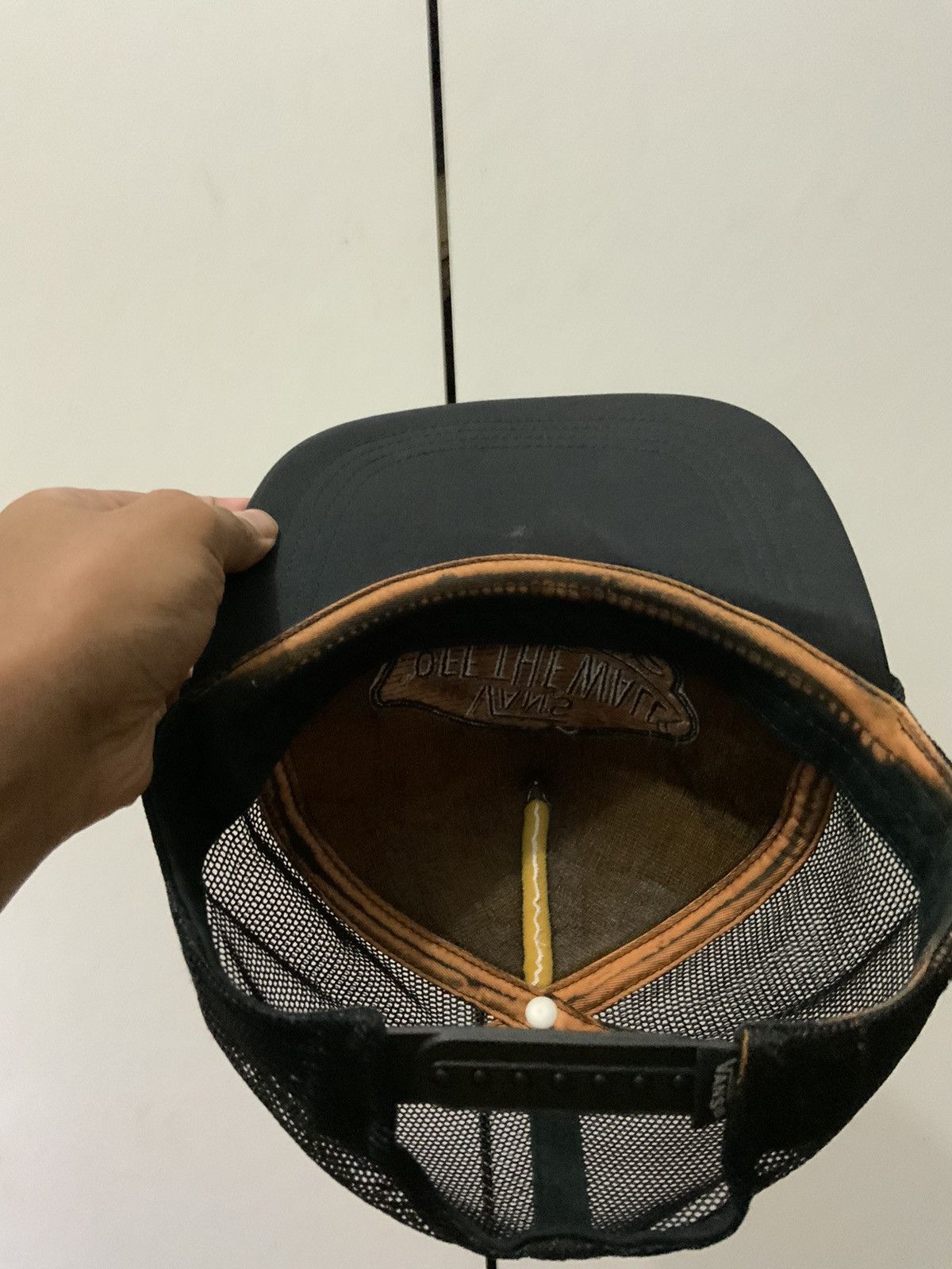 Vans Vans “Off The Wall” Fade Trucker Hat Size ONE SIZE - 8 Thumbnail