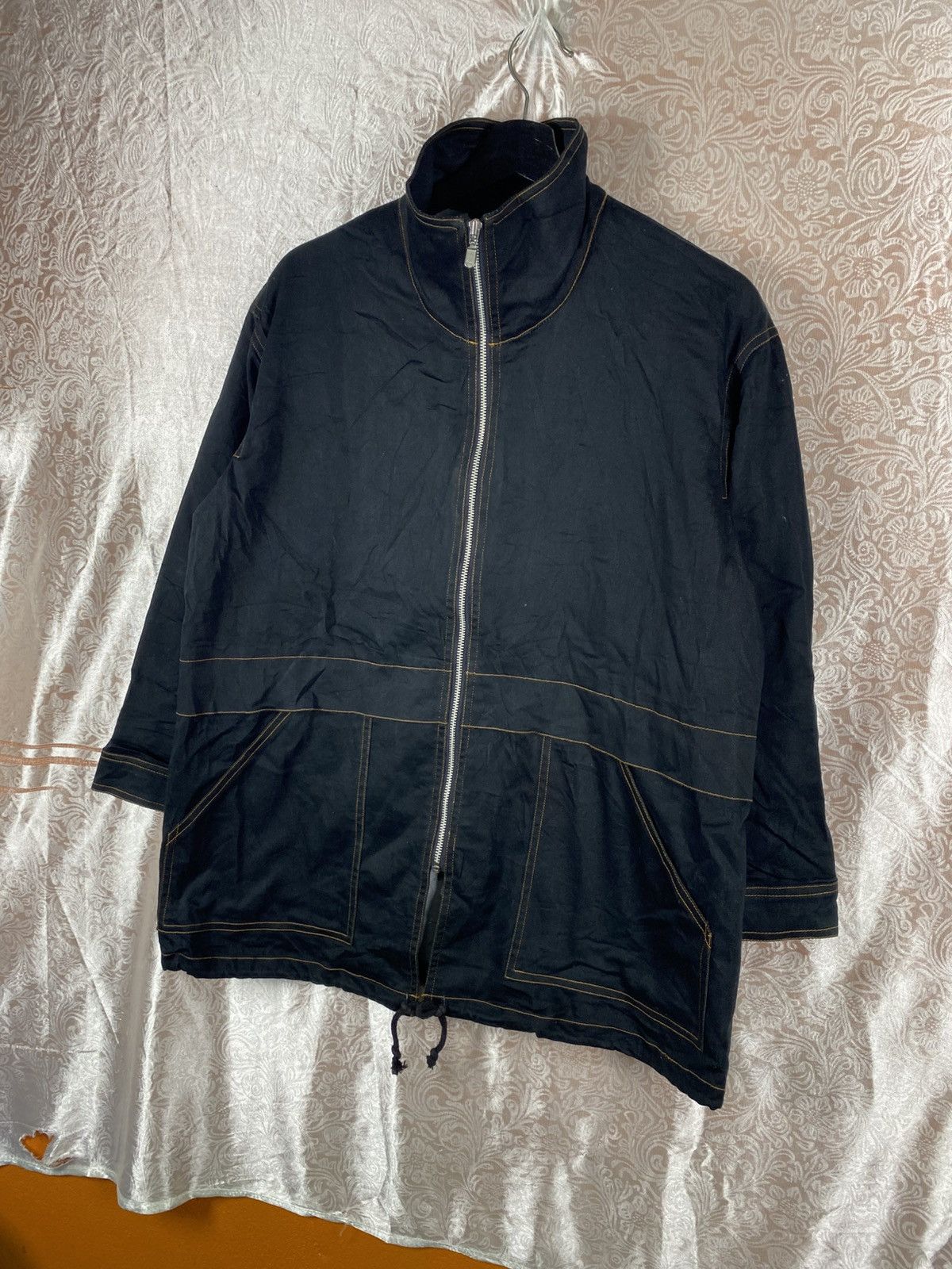 Japanese Brand Vintage Claudio Valentino Paris Black Zip Jacket Minimalist Size L / US 10 / IT 46 - 4 Thumbnail