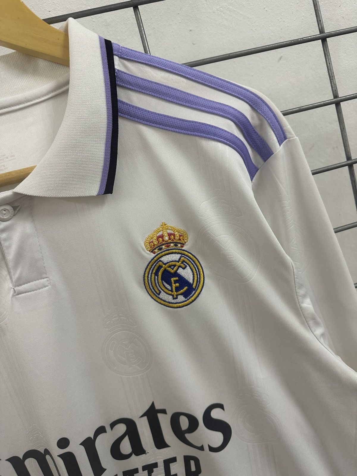 Adidas Adidas Real Madrid 22/23 Home Long Sleeve Jersey Size US XL / EU 56 / 4 - 5 Thumbnail