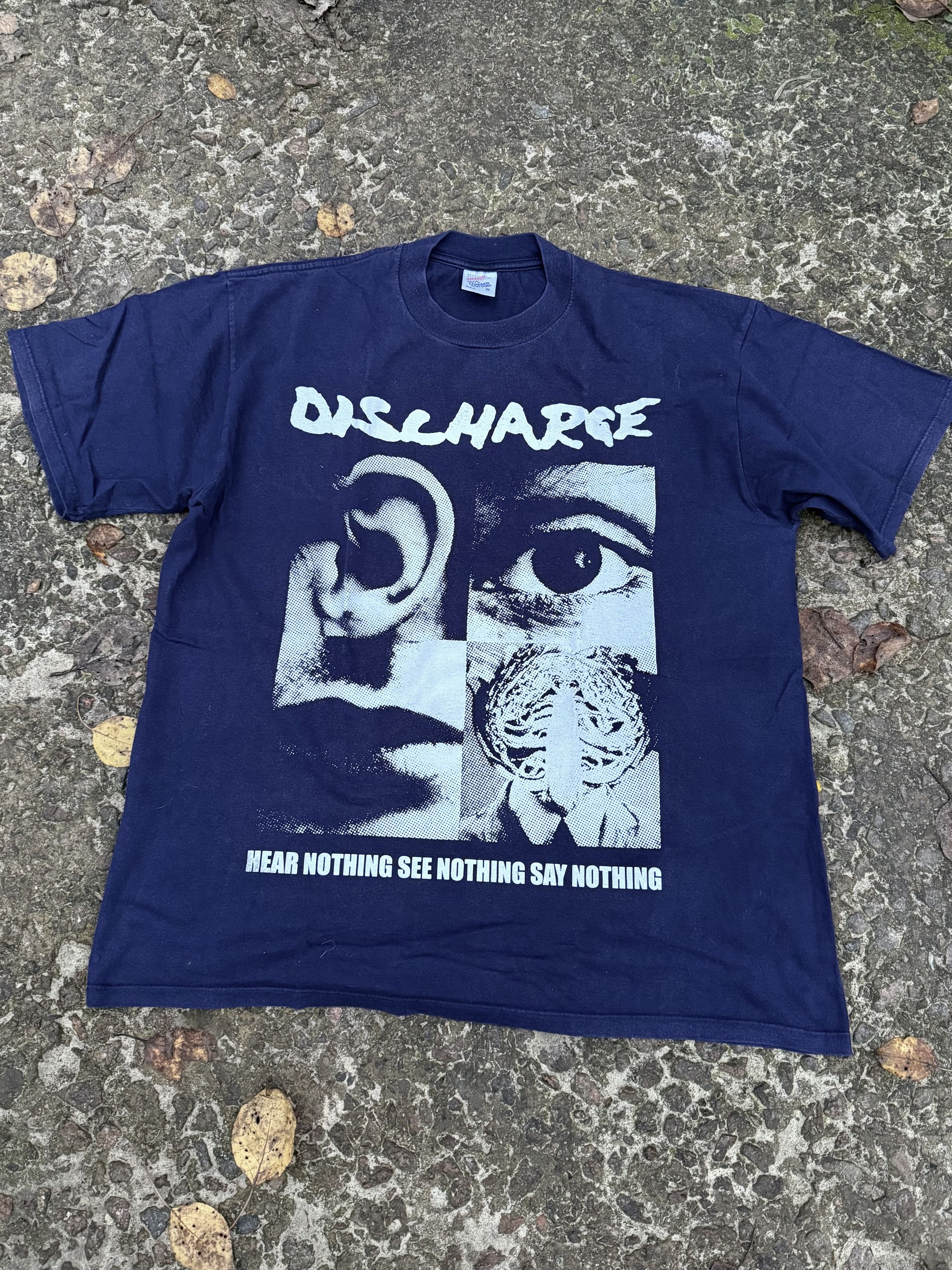Vintage Discharge band vintage tshirt 90s Size US XL / EU 56 / 4 - 1 Thumbnail