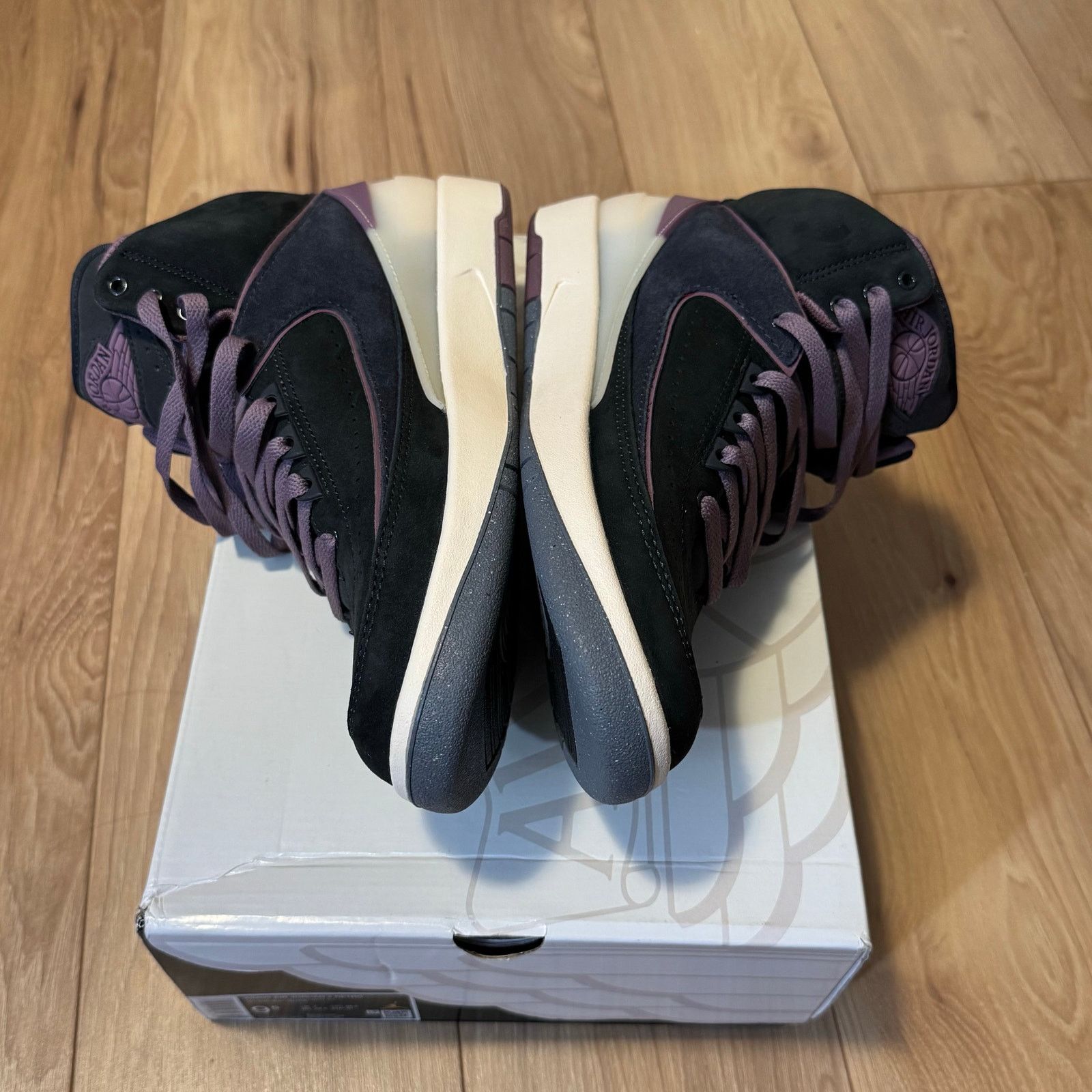 Jordan Brand •NEW• Air Jordan 2 Retro 'NOIR MAUVE' Sneakers • 8M / 9.5W Size US 9.5 / IT 39.5 - 8 Thumbnail