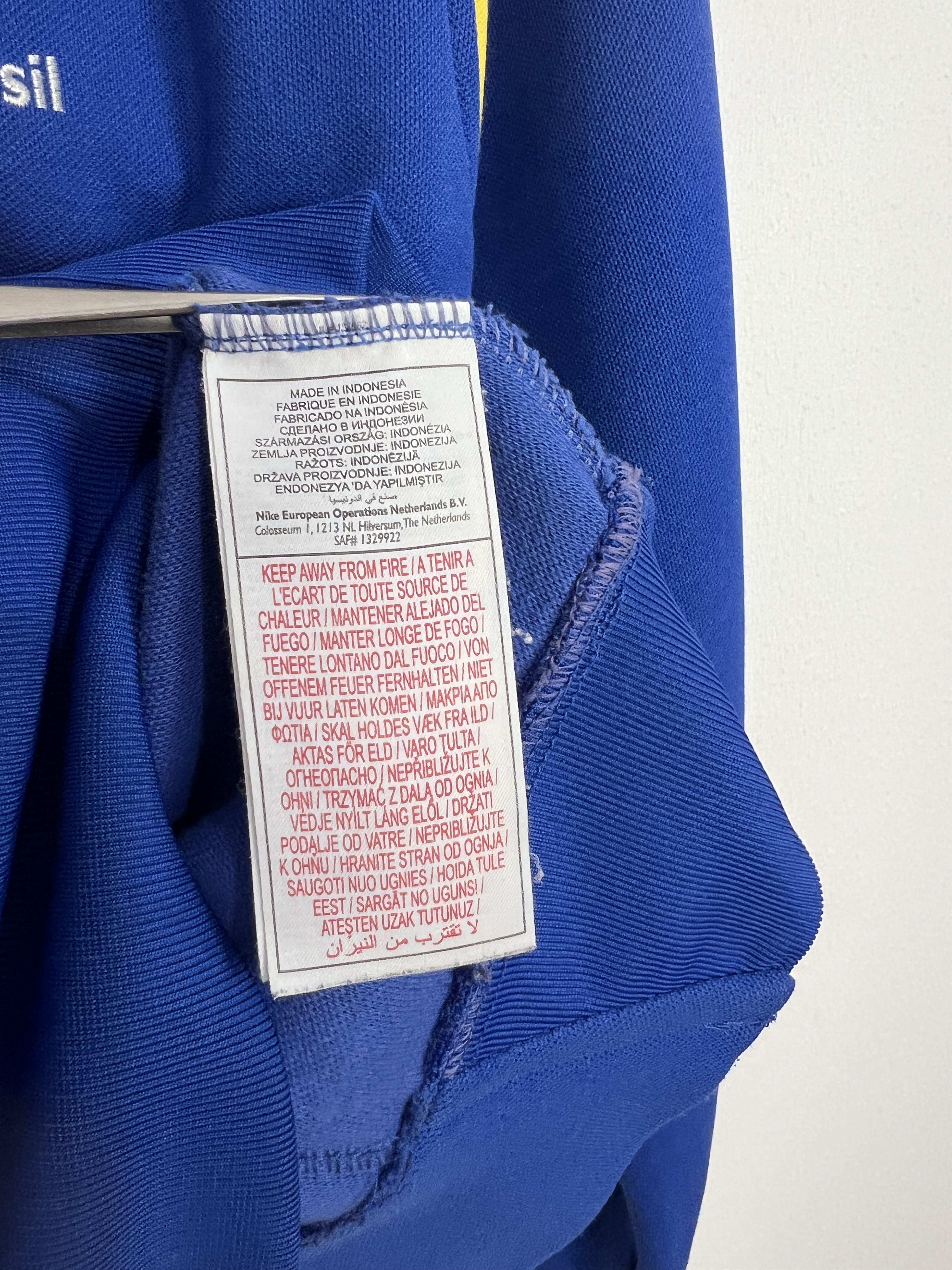 Nike Vintage Nike Brazil Football Blue Jacket Soccer Track Top Size US S / EU 44-46 / 1 - 10 Thumbnail