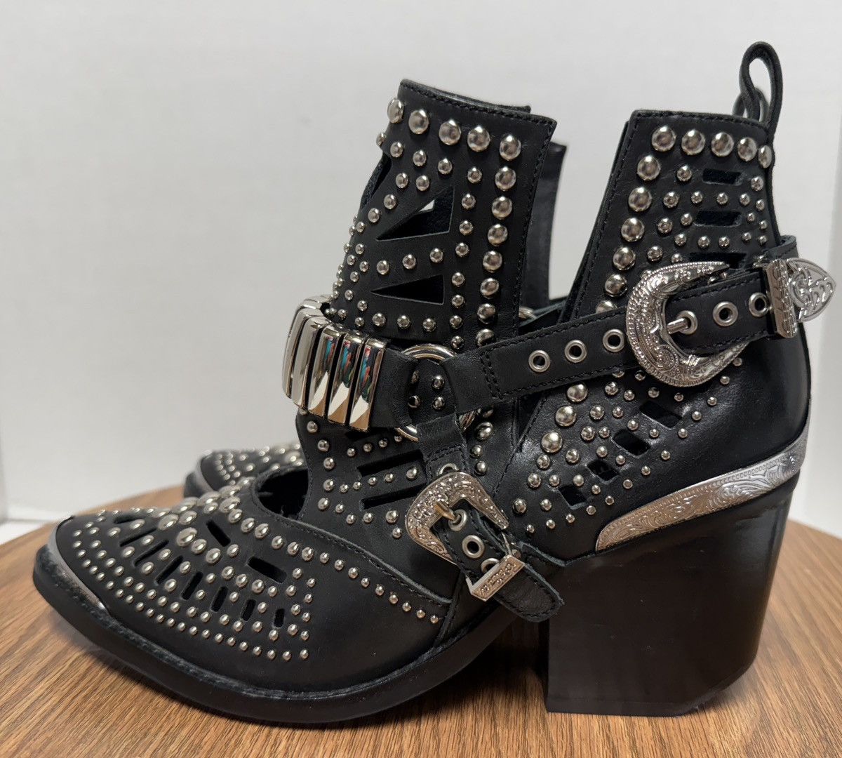 Jeffrey Campbell Jeffrey Campbell Wylie Valdosta Black Studded Ankle Boot Size US 6 / IT 36 - 2 Thumbnail