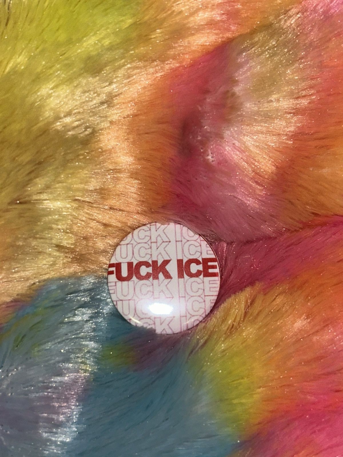 Handmade Fuck ice white and red button Size ONE SIZE - 1 Thumbnail