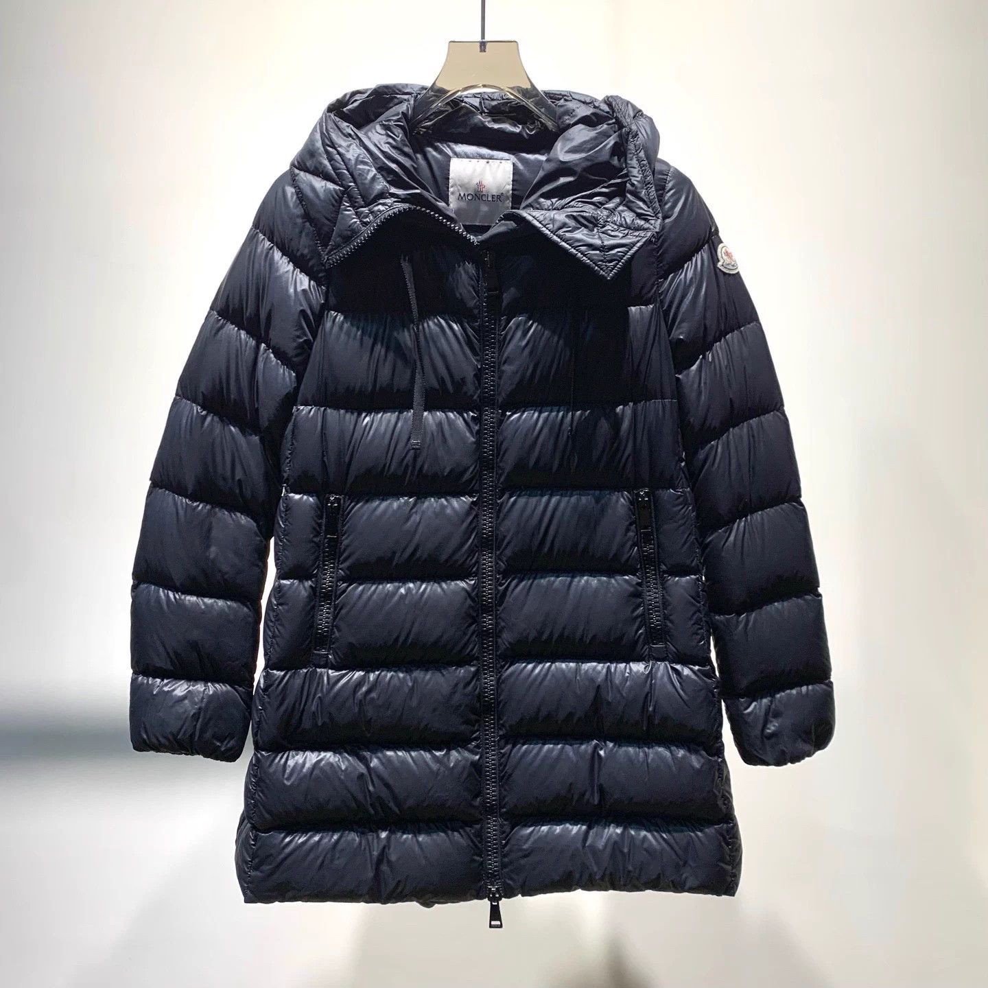 Moncler Moncler suyen side logo down jacket women's size 1 like new Size S / US 4 / IT 40 - 1 Thumbnail